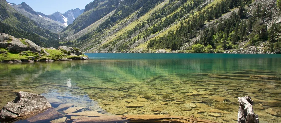 Exploring the glacial lakes of the Pyrenees