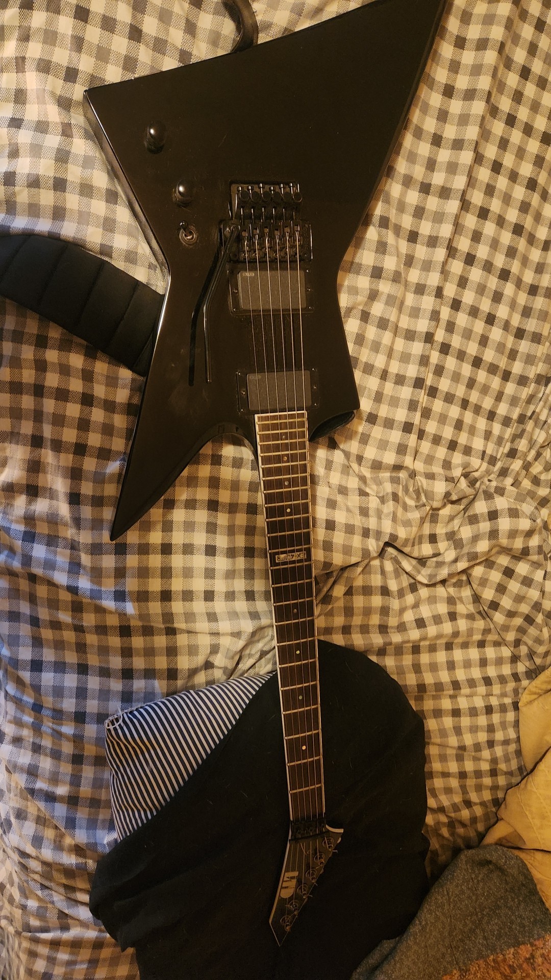 What does an LTD EX 400 explorer go for with Emg 81/60s?