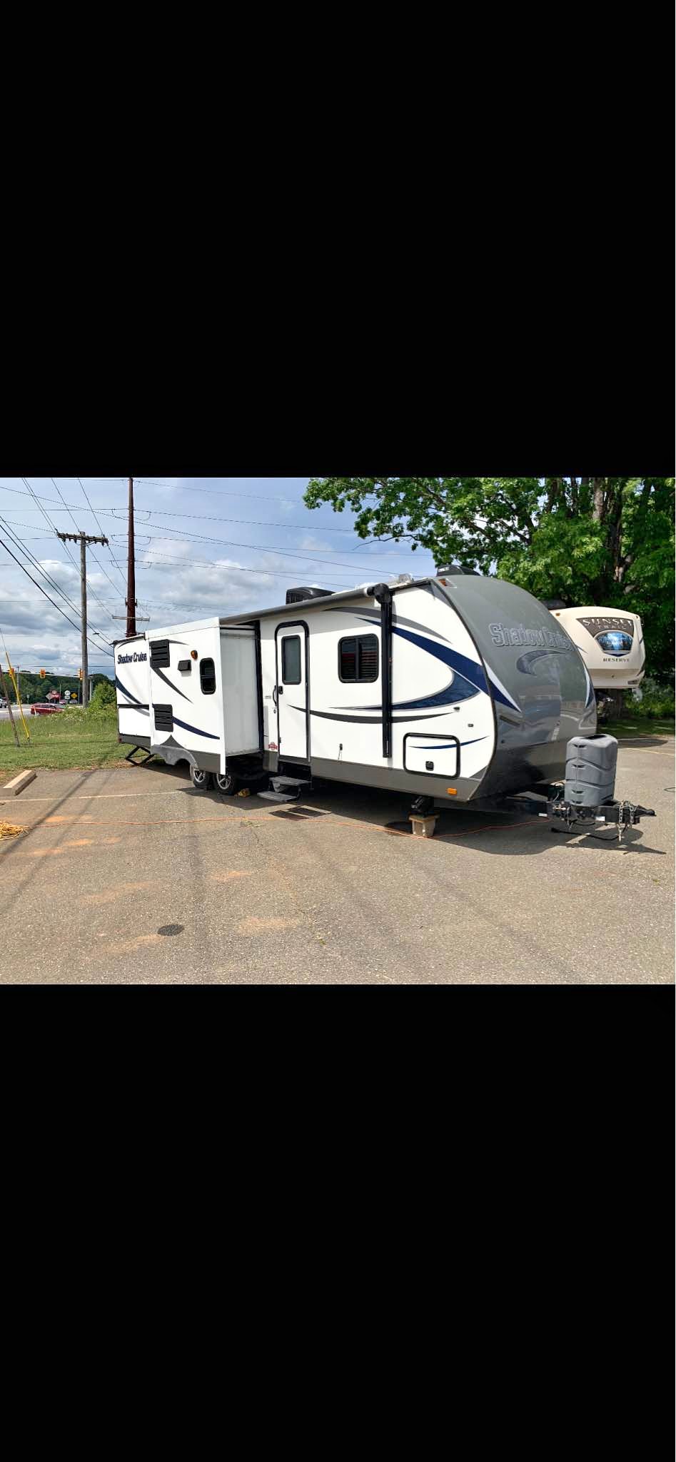 2015 Cruiser RV Shadow Cruiser