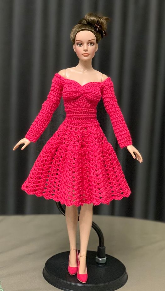 how to knit a barbie dress Easy project for beginners cleojamison