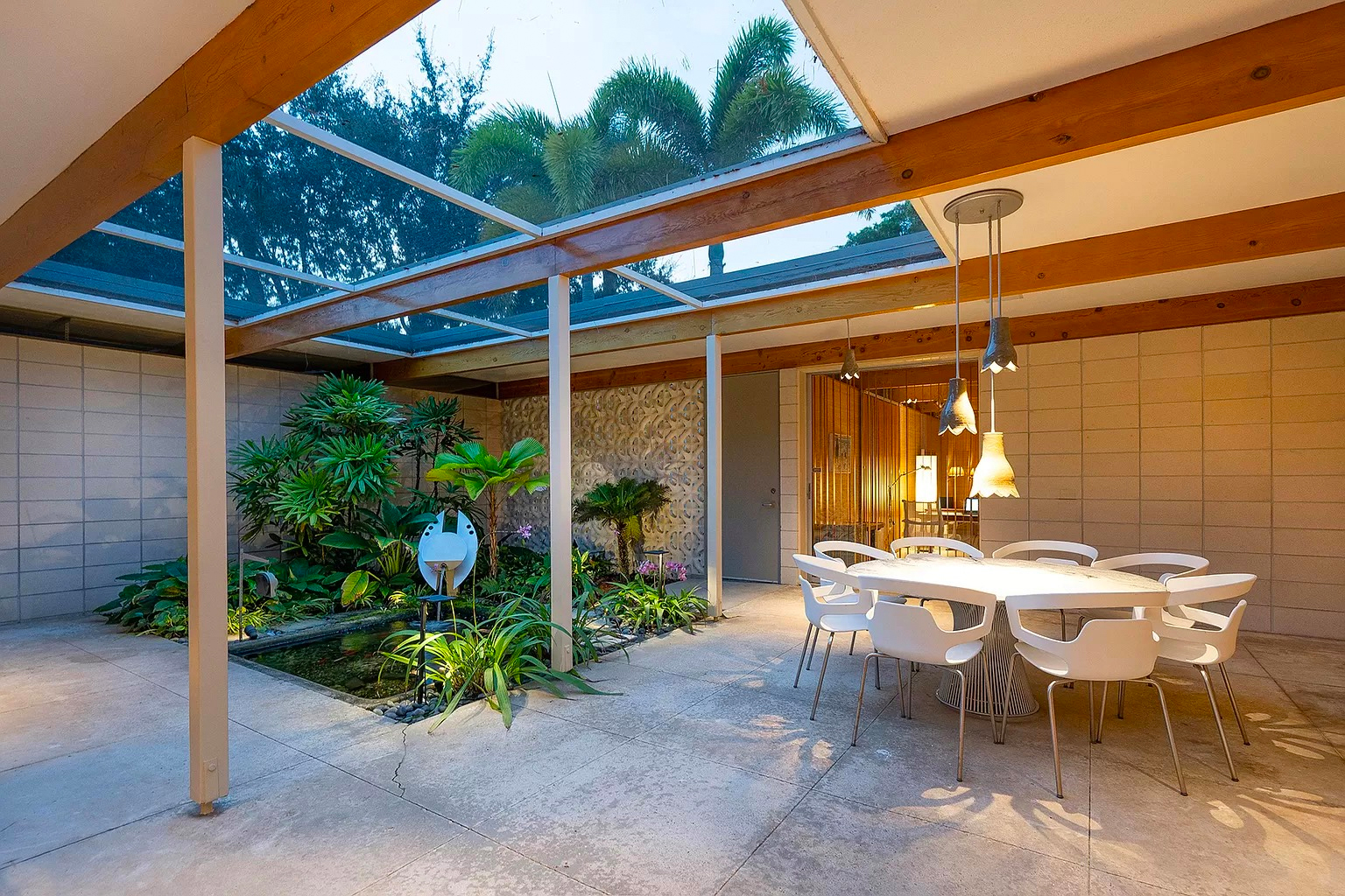 MCM - The Coach House designed by Tim Siebert in 1962. Photo: Glenn ...