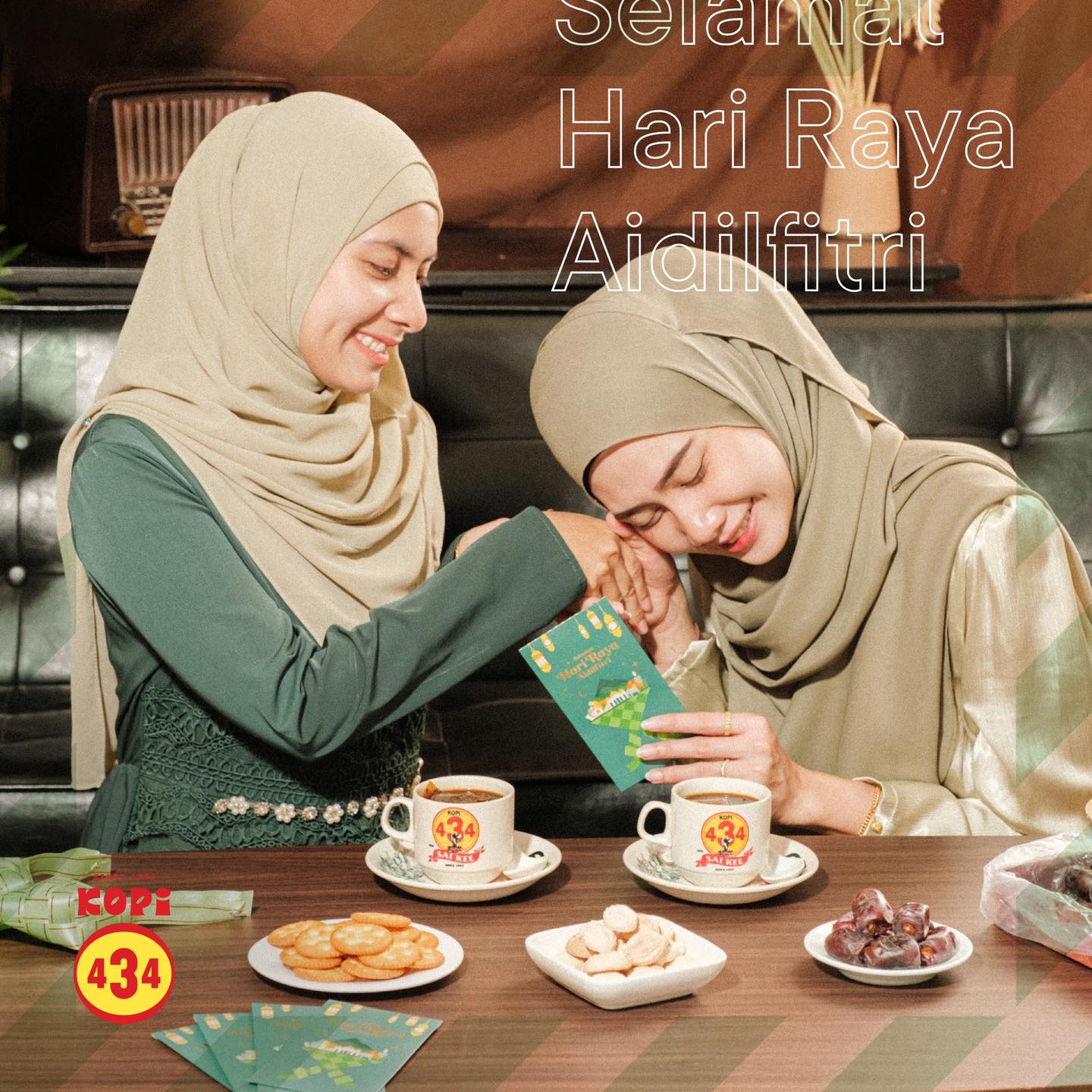 KOPI 434 MUAR - Selamat Hari Raya! 🌙 Orang kata, raya tak...