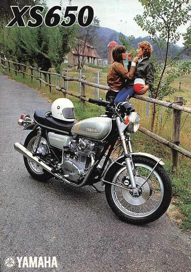Early 70s Katakura Porta Silk, very practical indeed. Fits in the