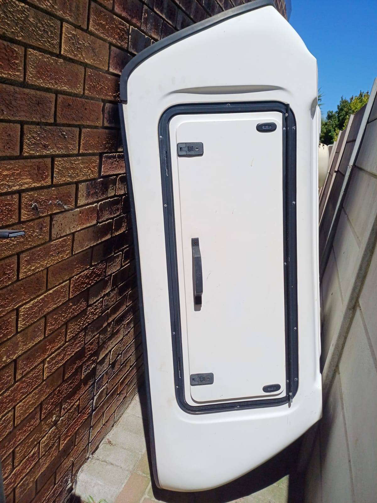 Nissan mp200 Canopy and roofrack - Car Exterior Parts - Cape Town ...