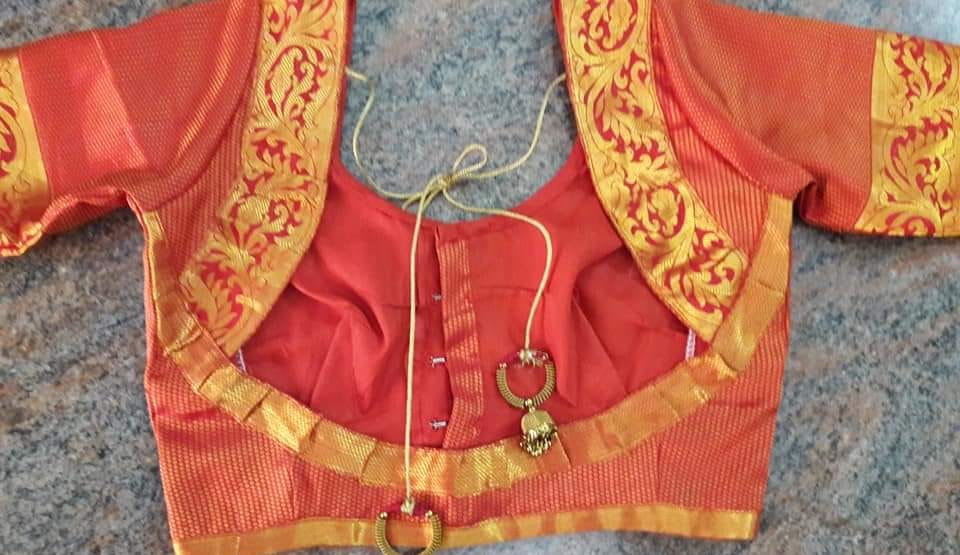Roopa ..blouse design's