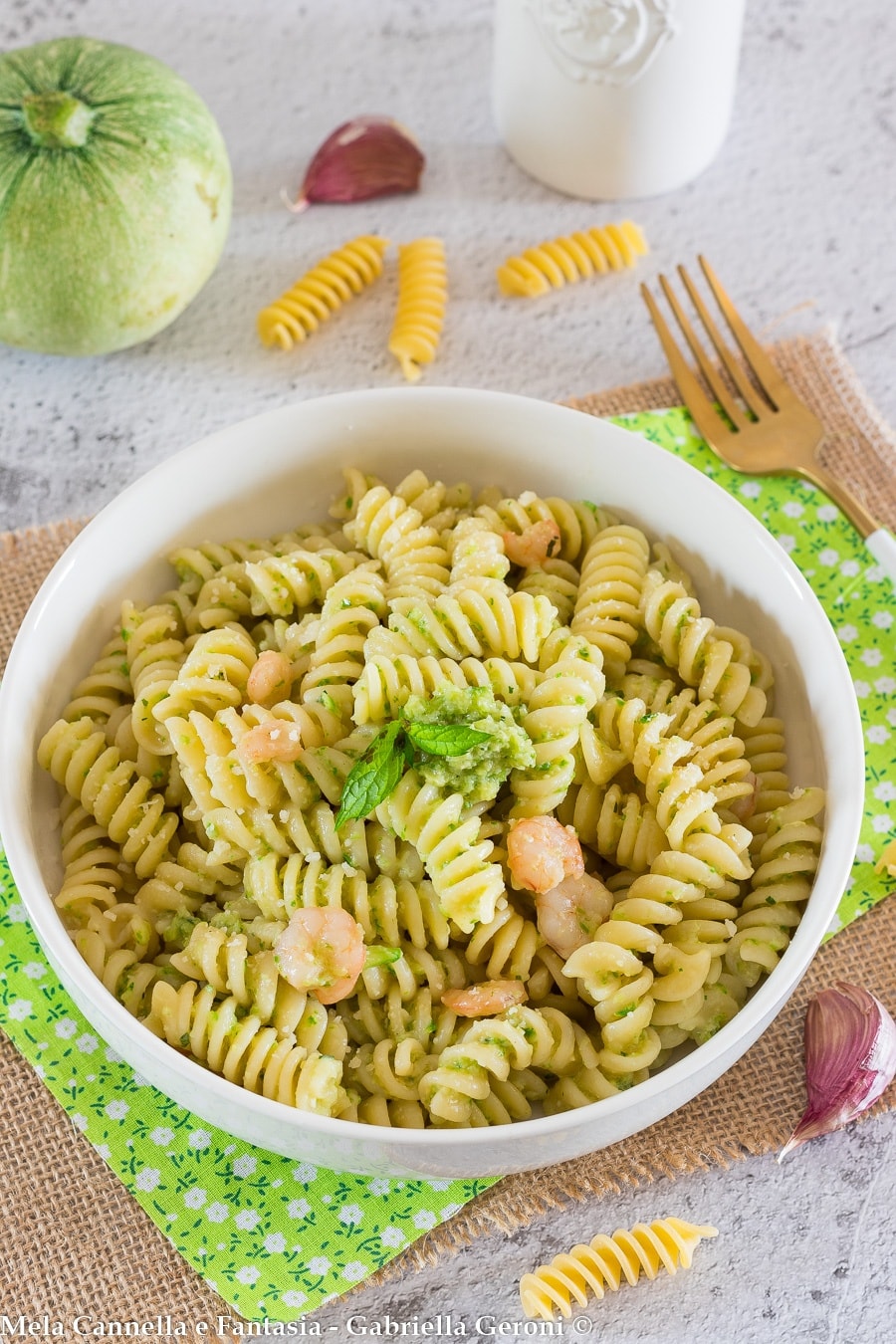 Blog Giallozafferano Primi - Pasta con crema di zucchine e gamberetti ...