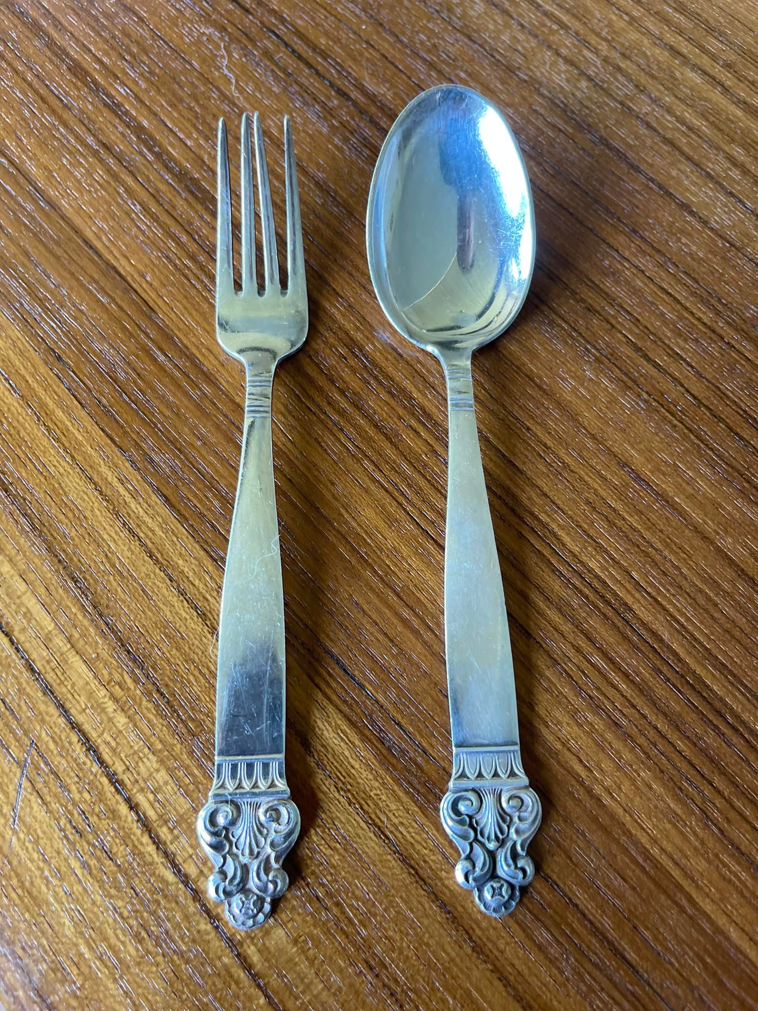 VINTAGE NORWEGIAN DESIGN. How lucky are we to have these much