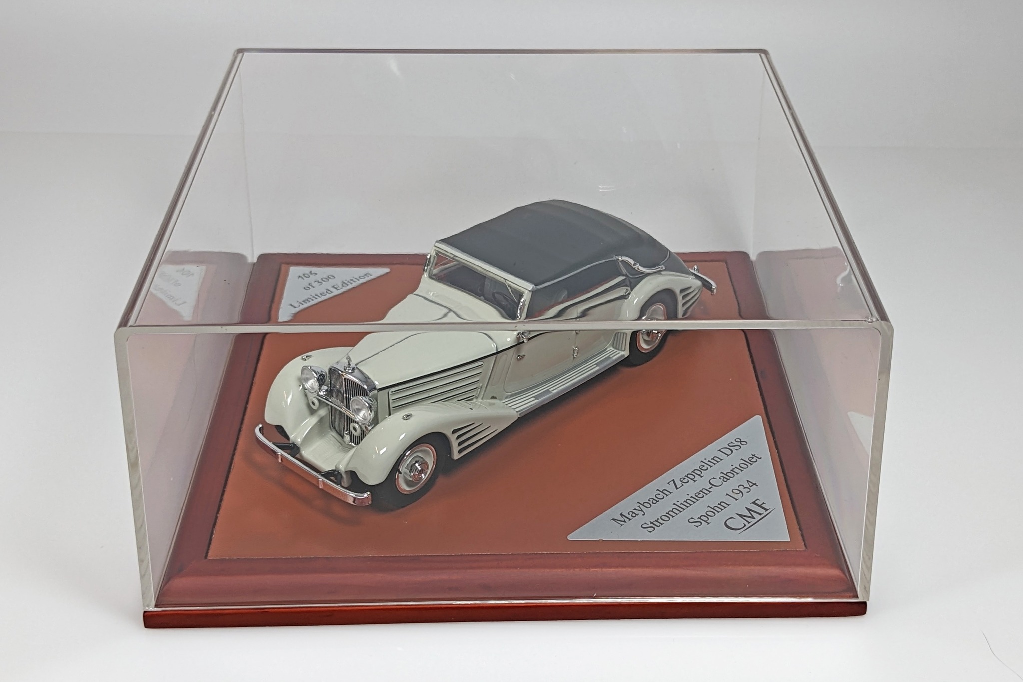 1934 Maybach Zeppelin DS8 1:43 scale model from CMF