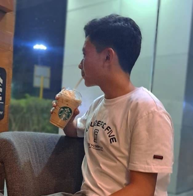 Charles Andrei Reyes Ronquillo
