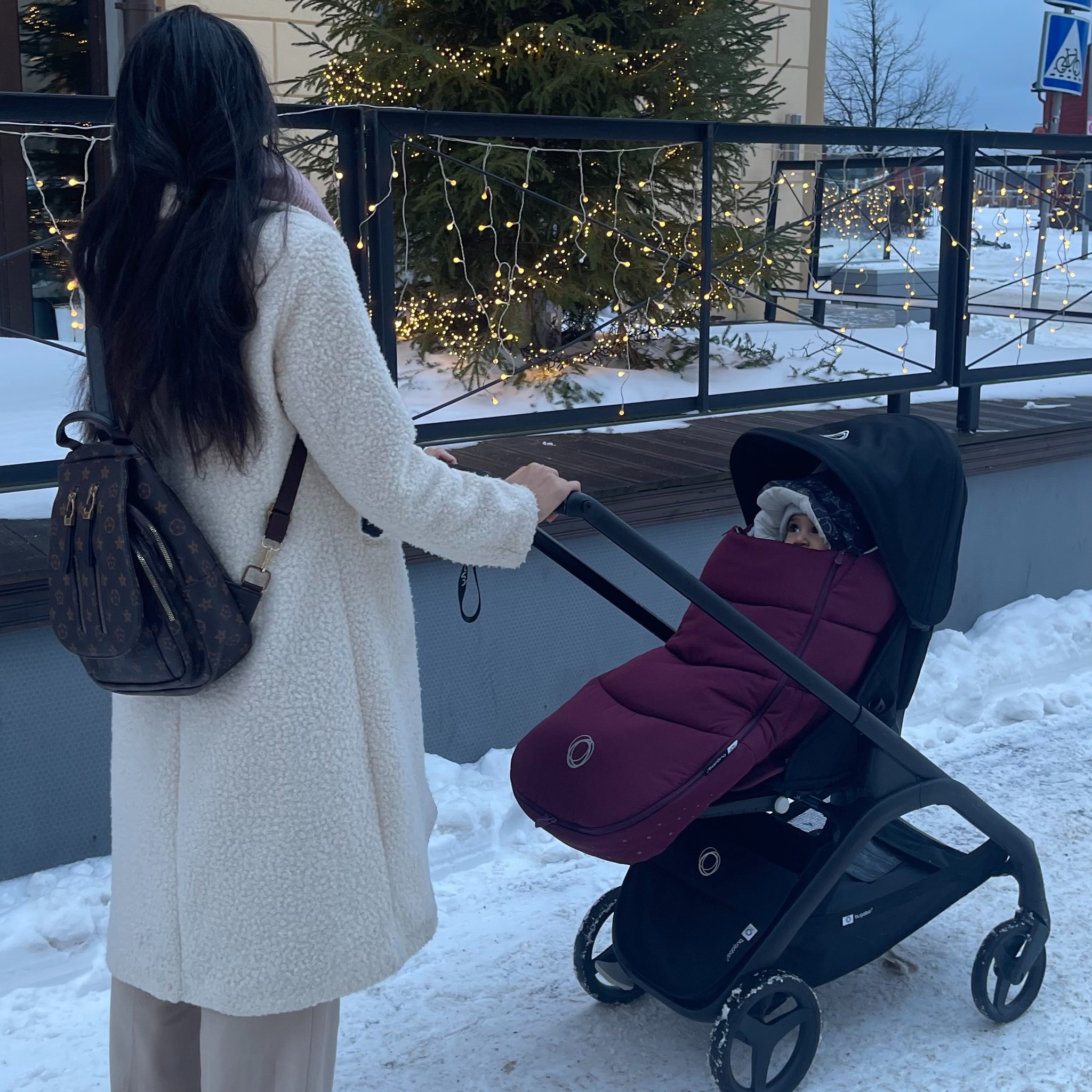 stokke trailz with terrain wheels Meet Your Guide: Ulle trolley purse Model:SOLMQLT2000D-XH