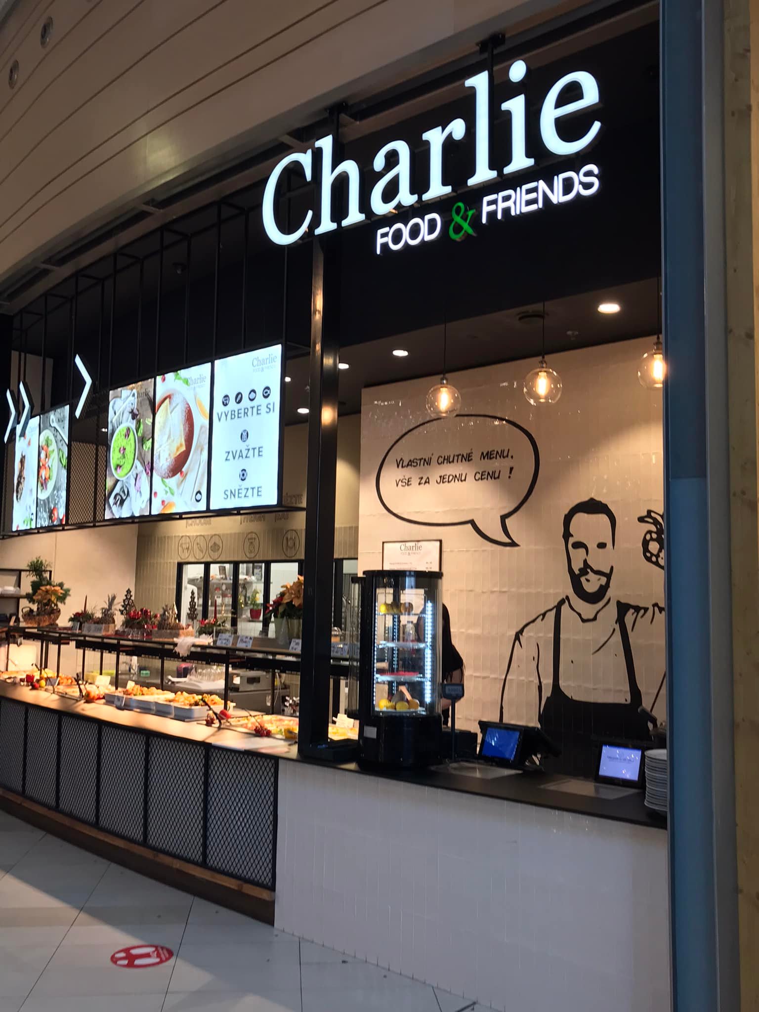 Charlie Food &... - Charlie Food & Friends Česká republika