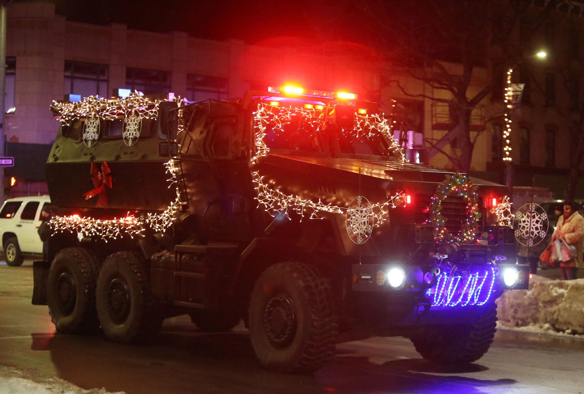 🎅🚨 Tonight,... - The City of Winnipeg Complaints Department