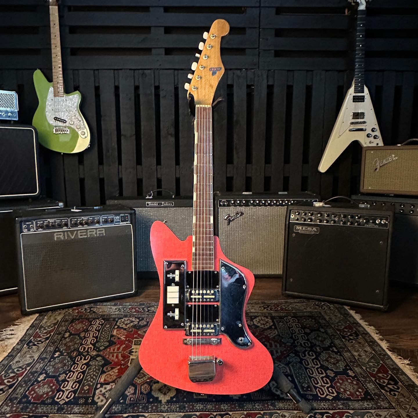 Teisco SD-2L and SD-4L guitar details
