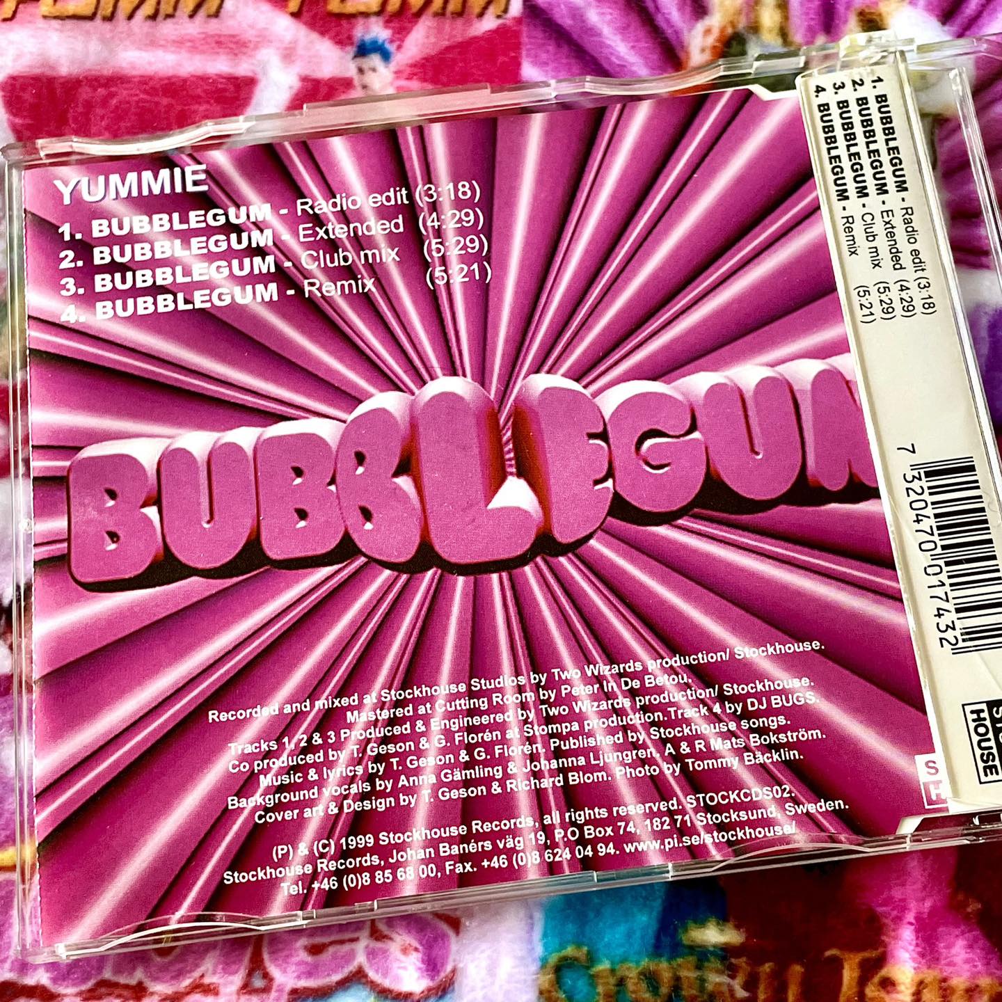 It's 21 years since @anniemelodymusic released 'Chewing Gum' as