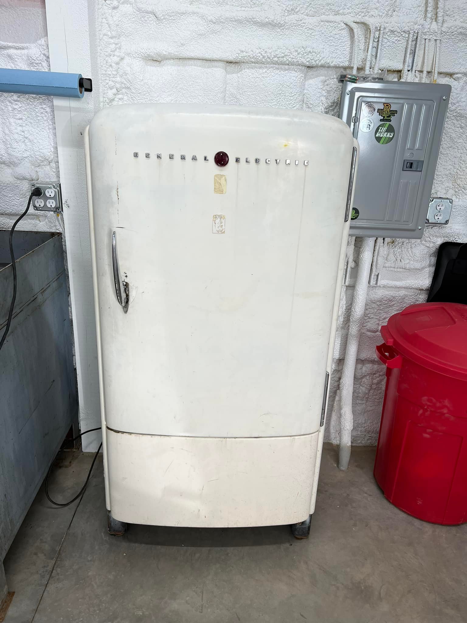 1941 GE refrigerator still in use after 83 years