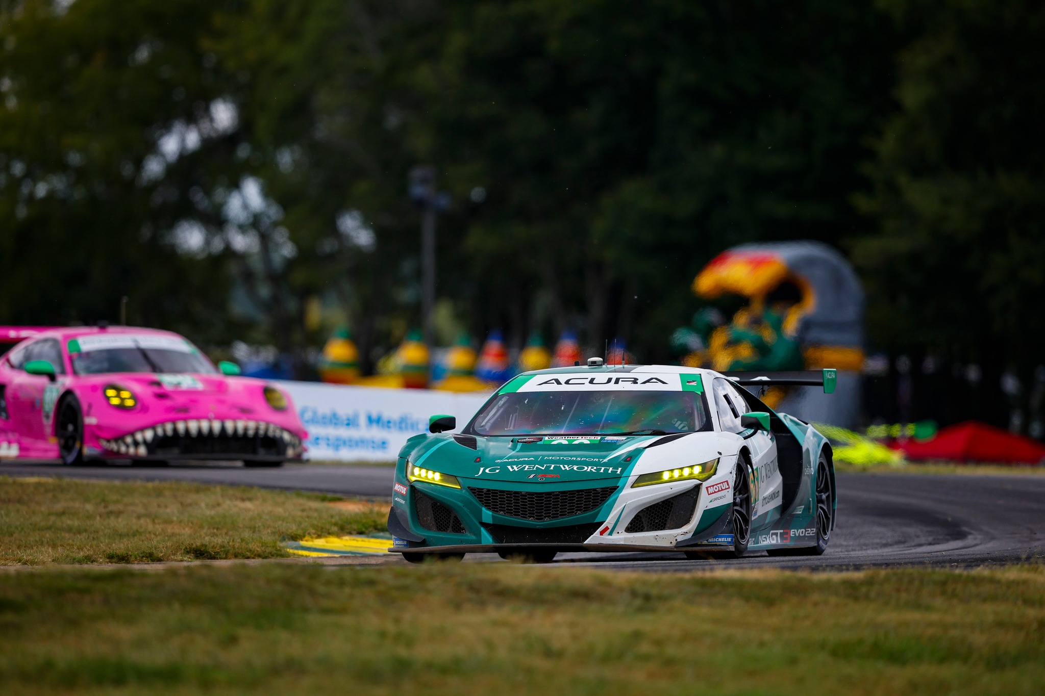 Gradient Racing - 🏁 A hot and gruelling race at VIR, but a...