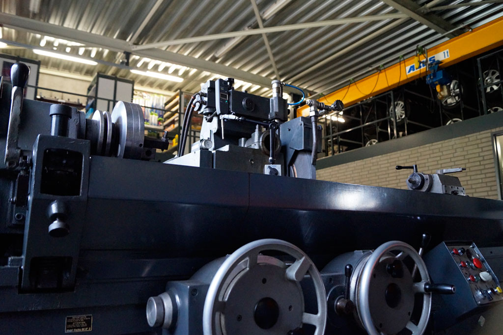 Oomen Diesel Service | Hoeven