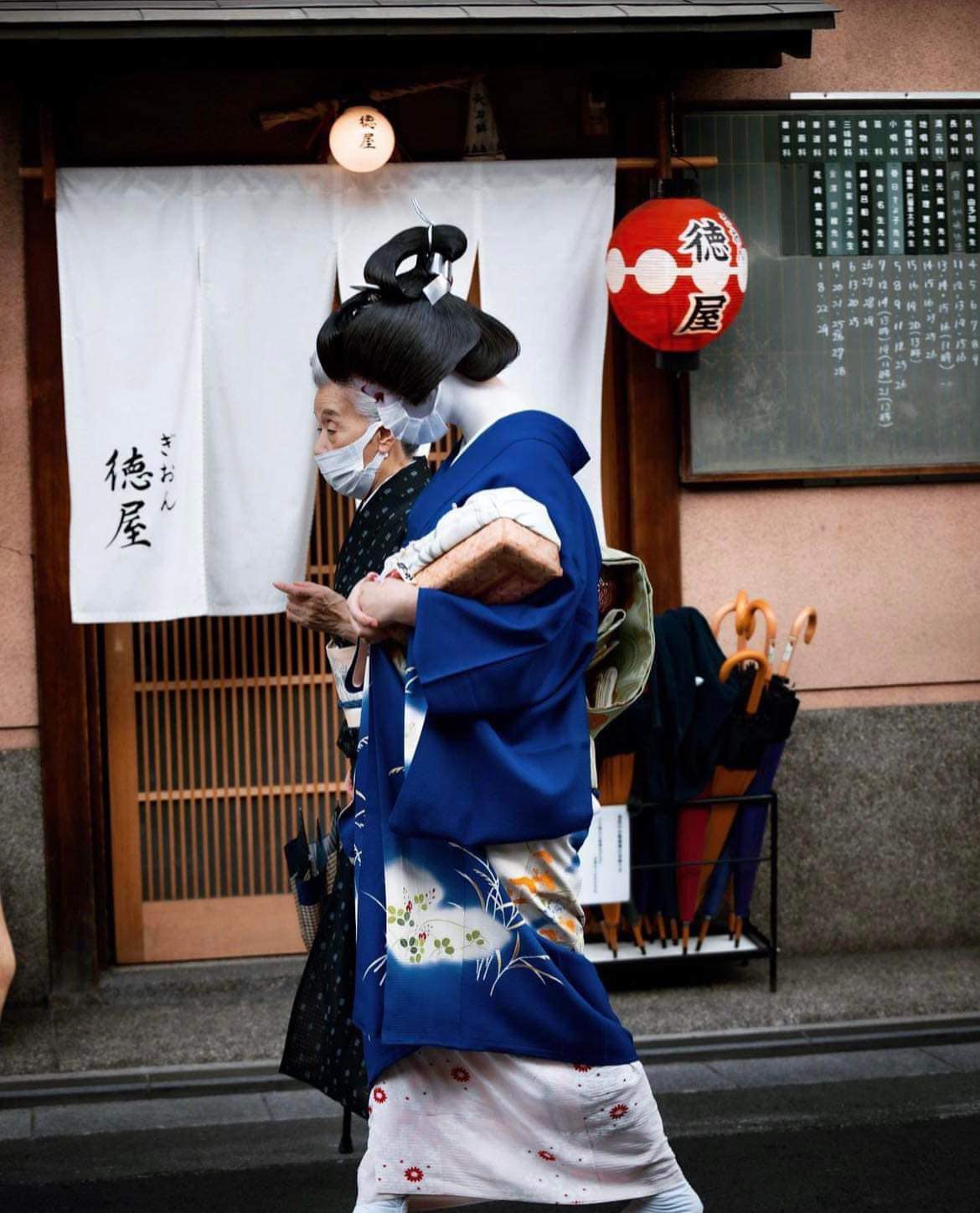 💙 ~Wait & shoot ~💙 Kyoto 🇯🇵 📸... - Photography In Japan