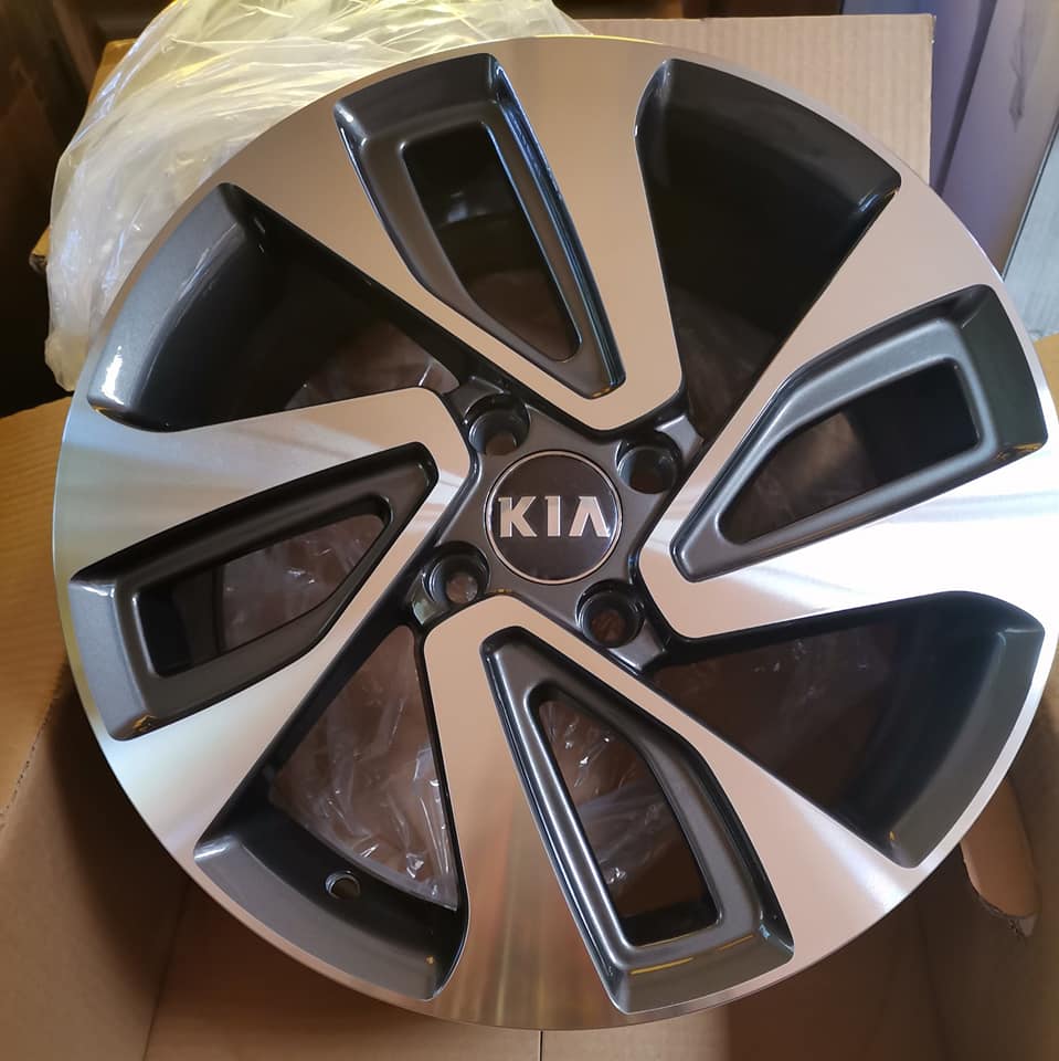 Réplica de kia rio aro 16... - Llantas y neumaticos parra