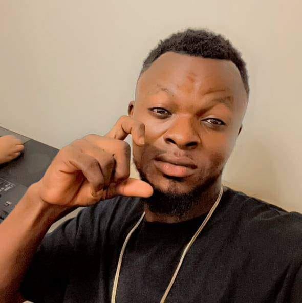 URGENT SUR REBO DANS SON NOUVEAU CLIP ELLE ETAIT TOUT NUE OU BIEN🧐🤭 ...