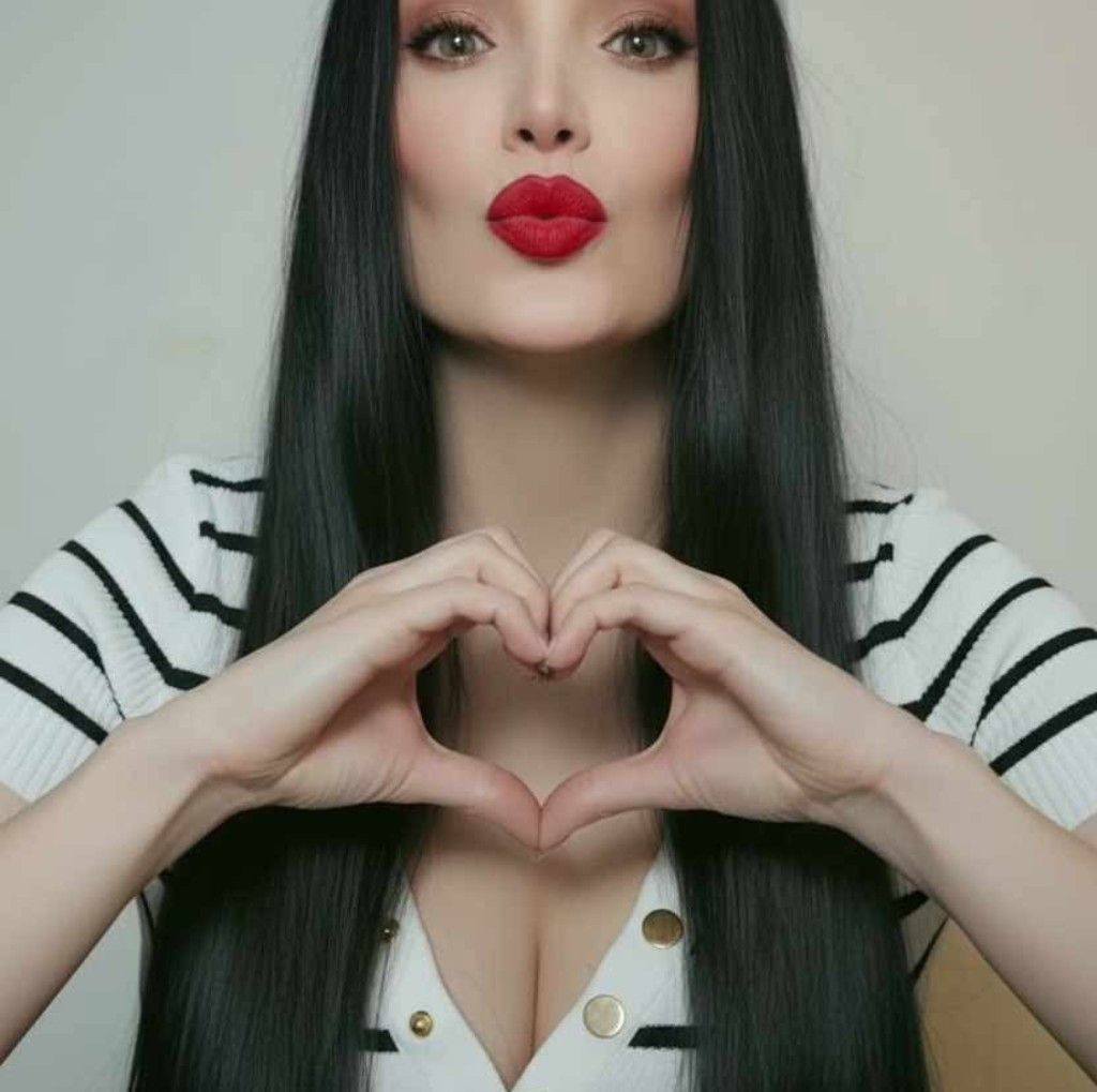 Makeup Studio By Maritza - Jessica Rabbit 💋💋 #makeupstudiobymaritza ...