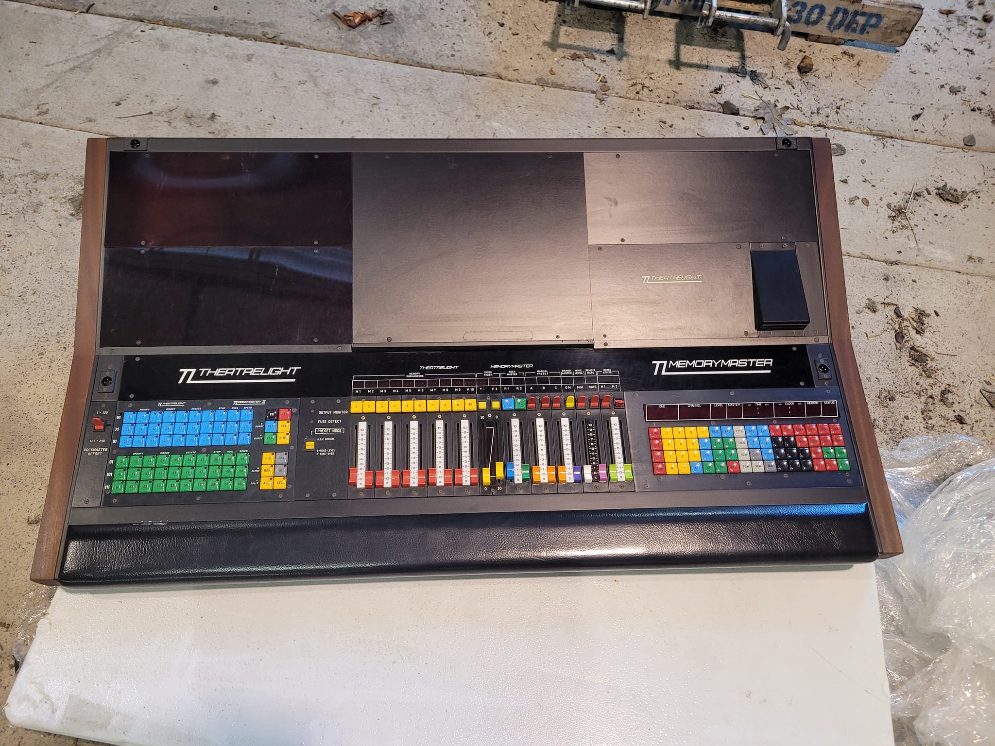 TheatreLight NZ MemoryMaster with RockMaster II console history