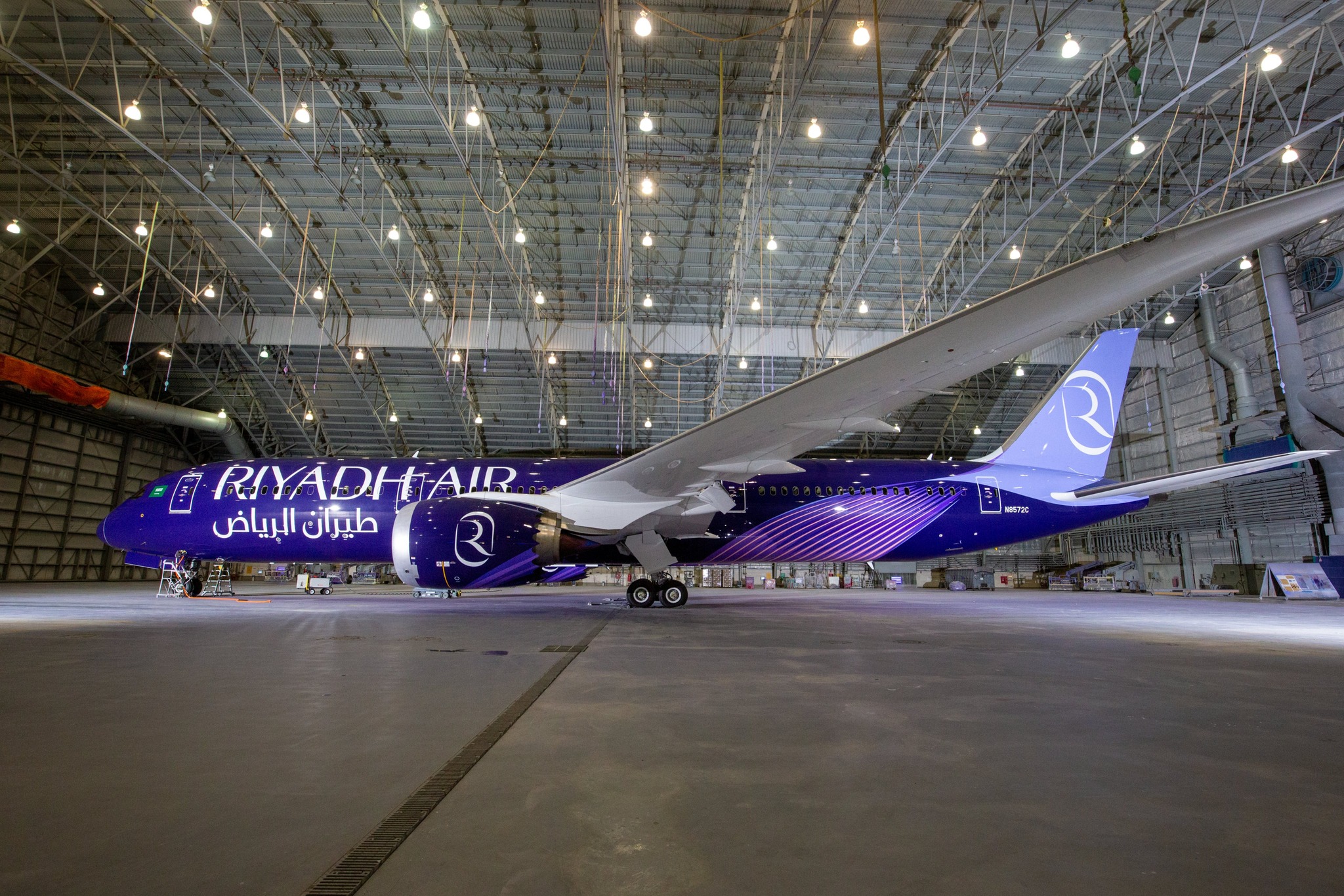Riyadh Air reveals striking new Boeing 787-9 look, but only 1 in