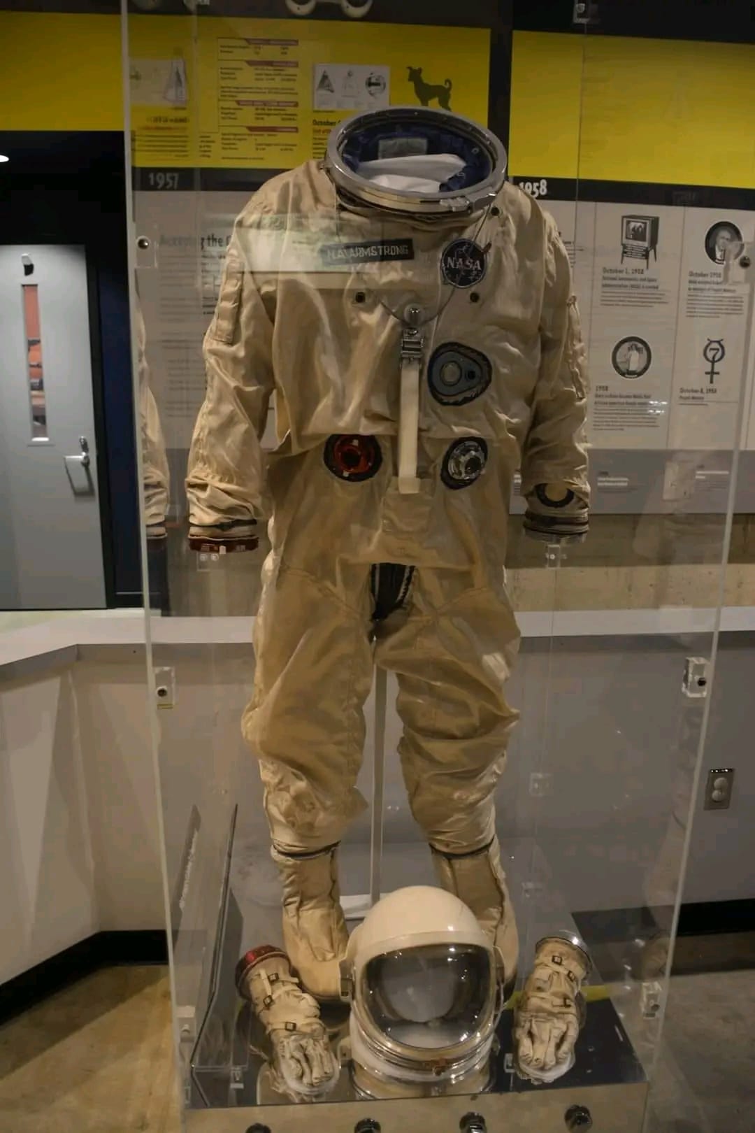 Seeing Neil Armstrong's moon suit at Smithsonian museums