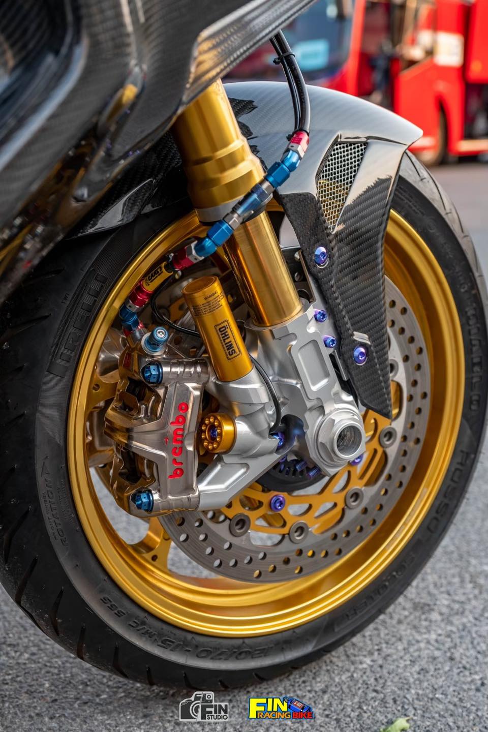 Finracingbike - ว่าด้วยเรื่องของการจัดวางและรายละเอียด......