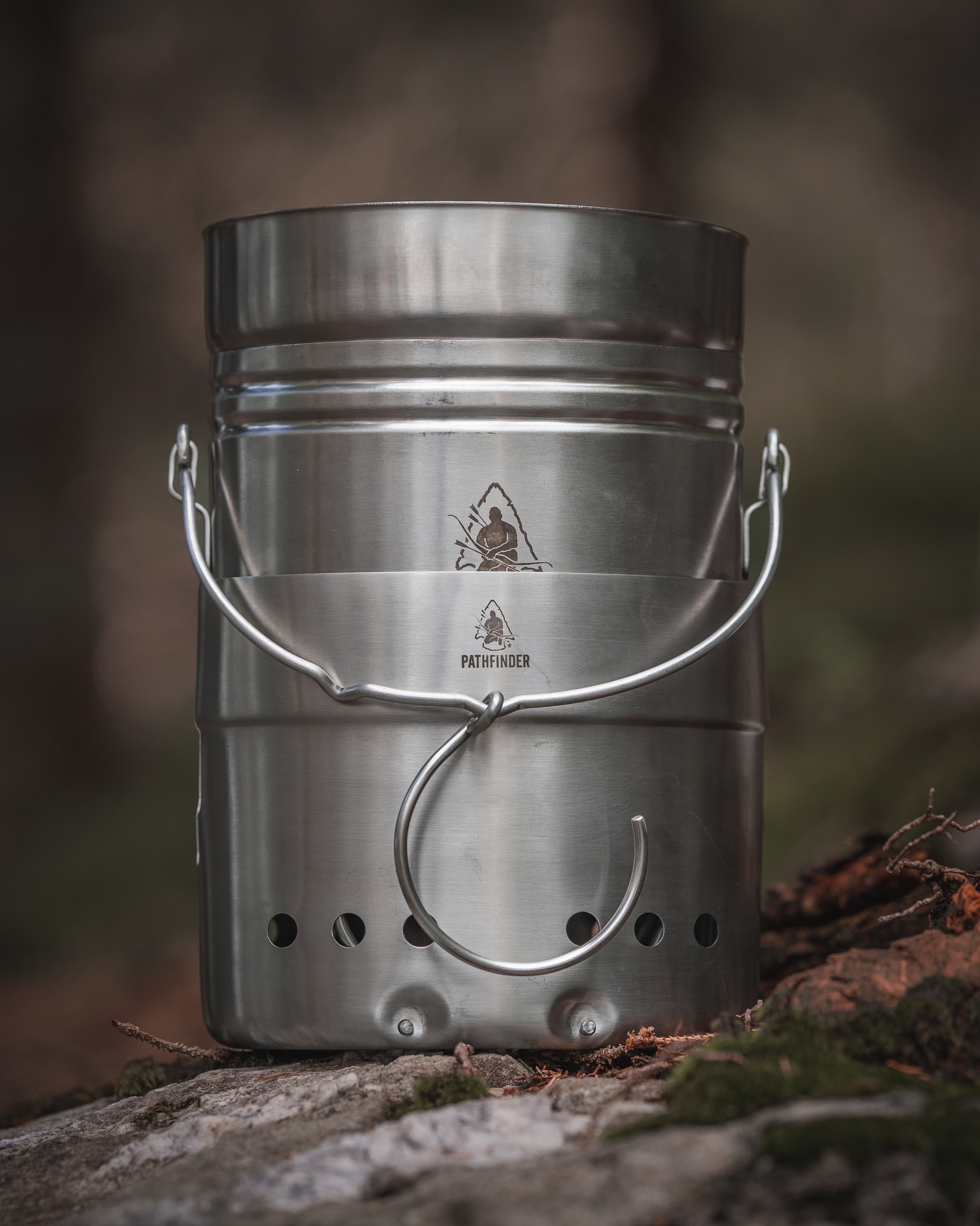 Pathfinder PFM40 cook set for $55.99