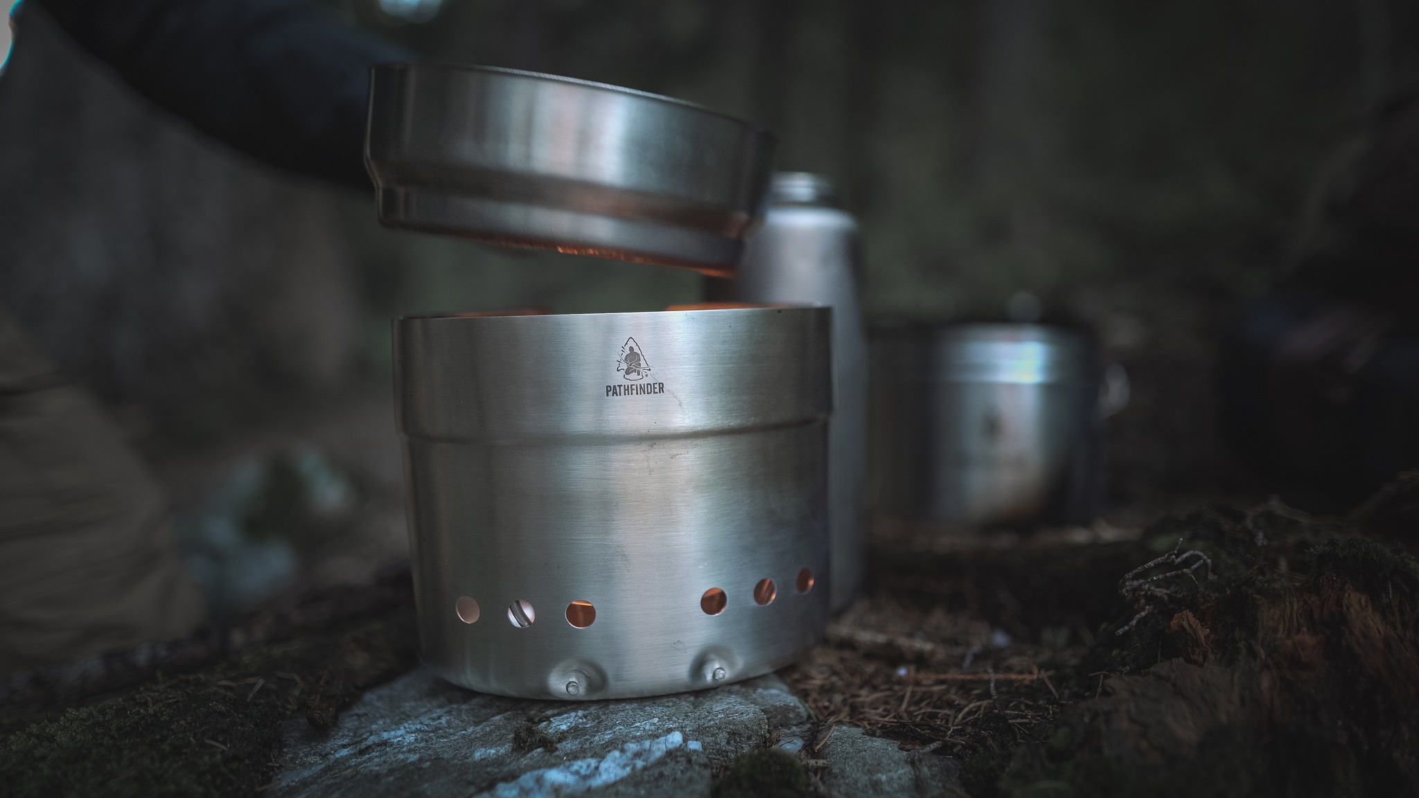 Pathfinder PFM40 cook set for $55.99