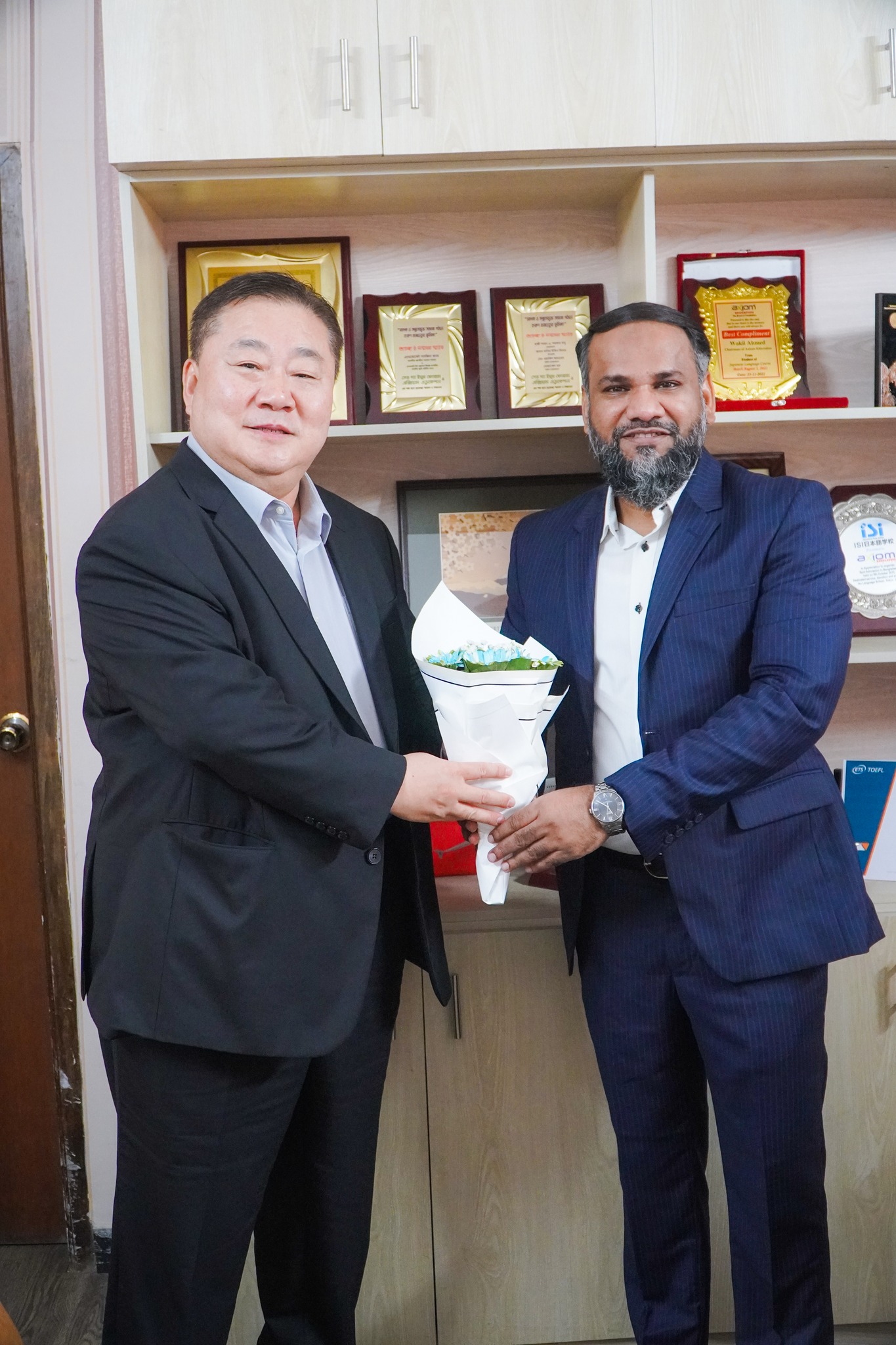 AXIOM Education - 🇰🇷 𝐒𝐏𝐎𝐓 𝐈𝐍𝐓𝐄𝐑𝐕𝐈𝐄𝐖 𝐒𝐎𝐔𝐓𝐇 𝐊𝐎𝐑𝐄𝐀 for March... | Facebook