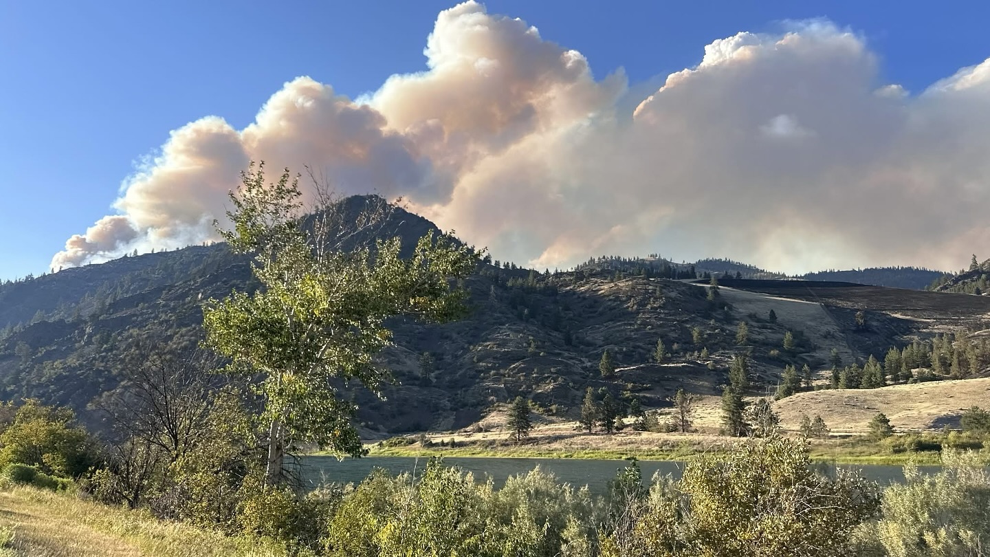 Caught - Knowles Fire 745 acres 0% contained. Along the Flathead River ...