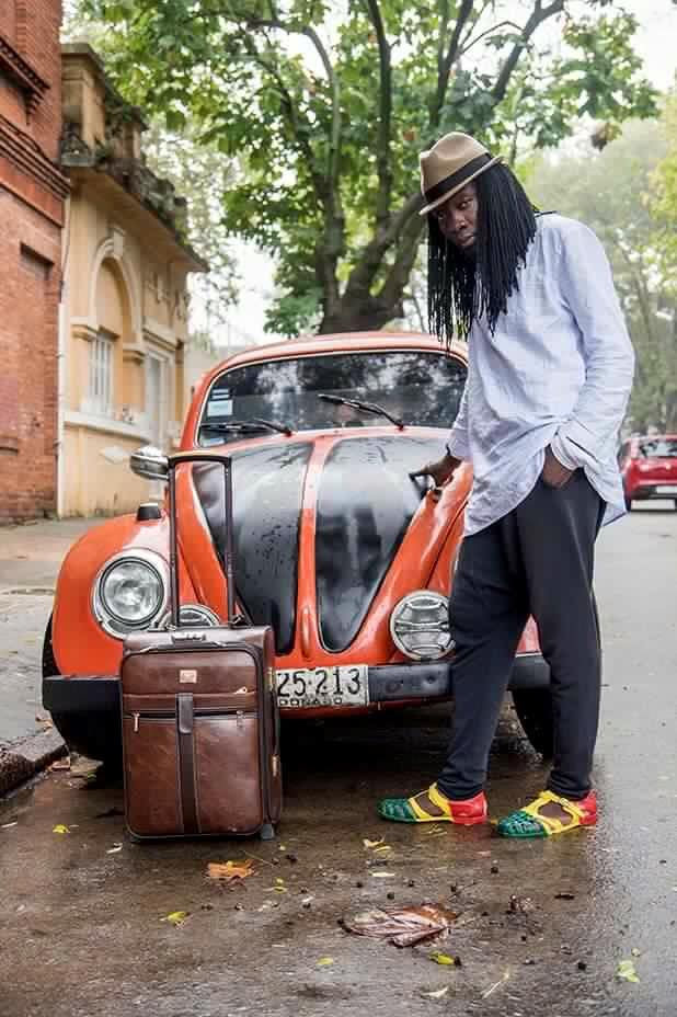 Infosdebabi Com Infosdebabi Souhaite Joyeux Anniversaire A Papson Sylla Danseur Choregraphe International Vivant A Paris Facebook