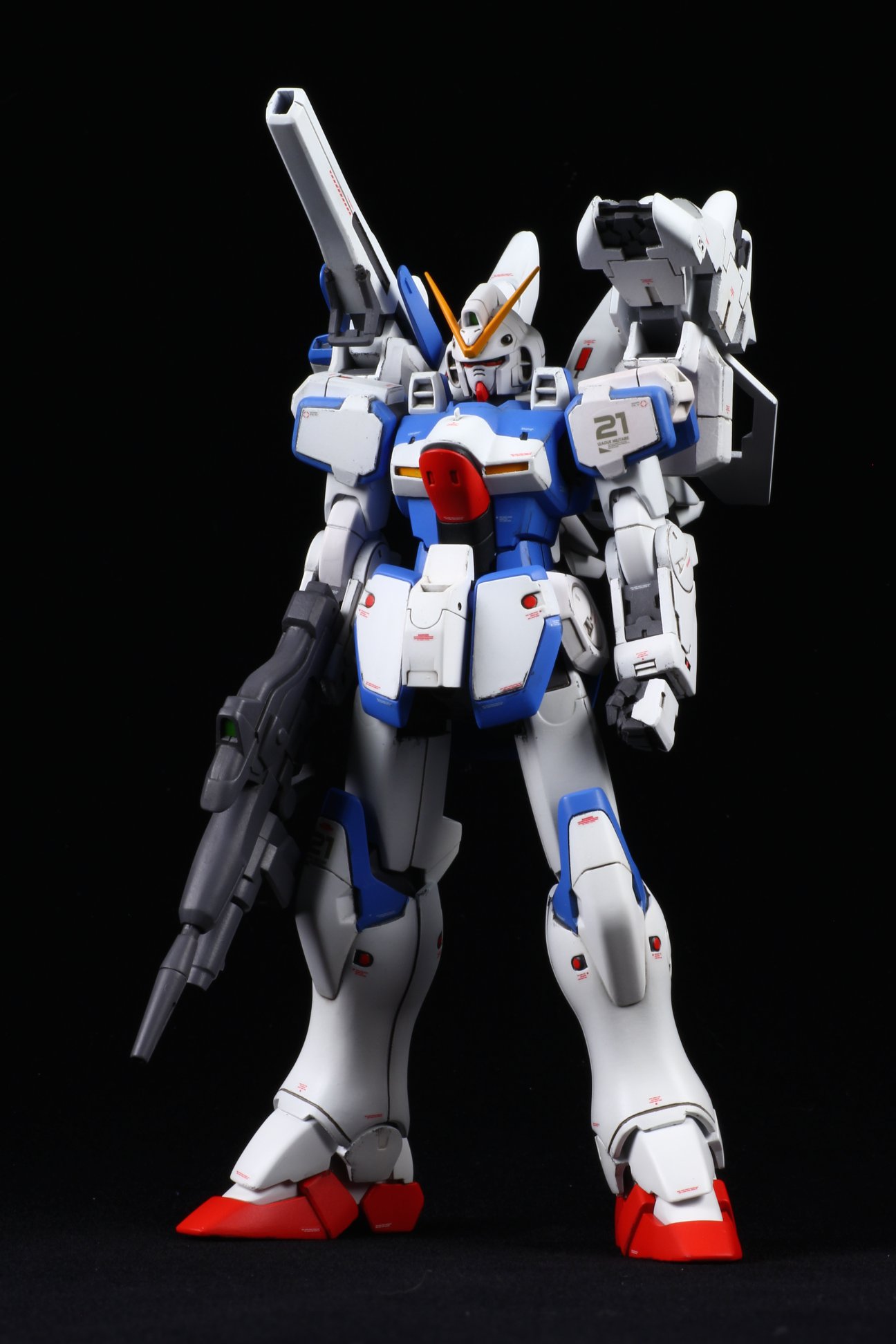 セカンドV発売嬉しい！！ 画像は5年ほど前にHGUC Vガンダムをベースに