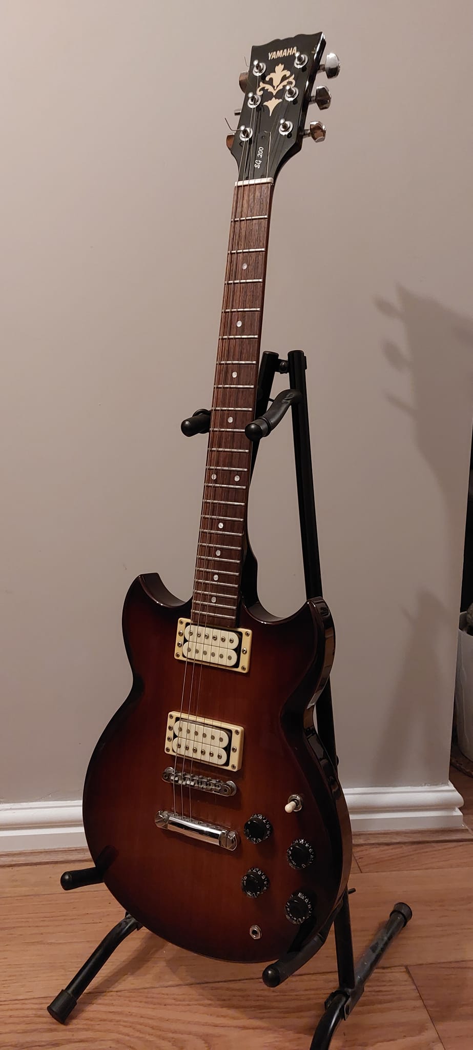 KANEYAMA GUITAR NO.200 ギター 装飾バインディング hide with Spread