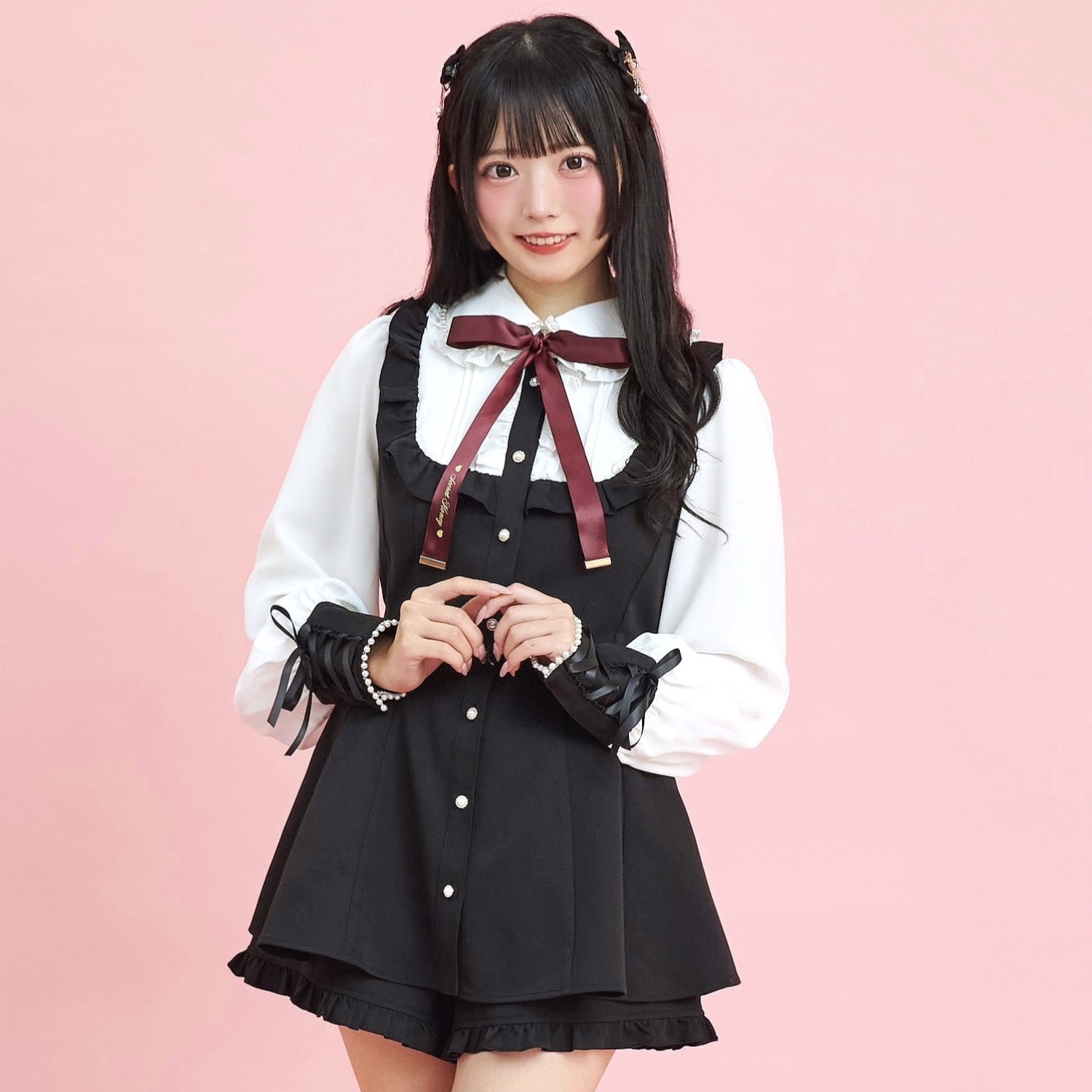 Secret - Pick Up ＜袖レースアップセットアップ＞ SHロゴを添えた結び 