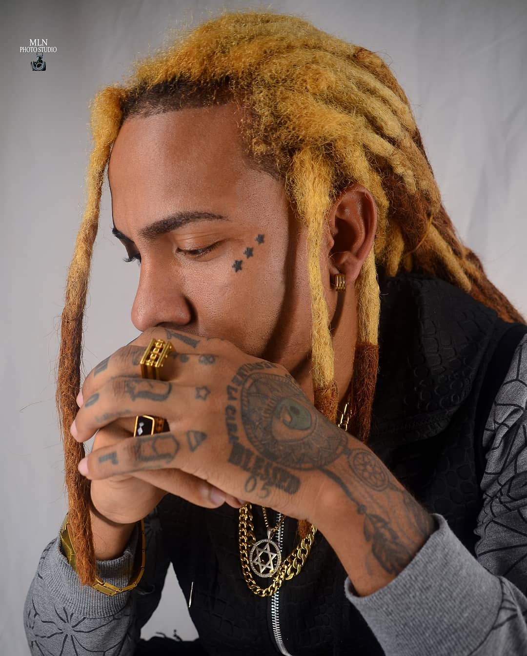 MLN Photo Studio - Muy Duro Este Rapero Dominicano @mimoylanota ...