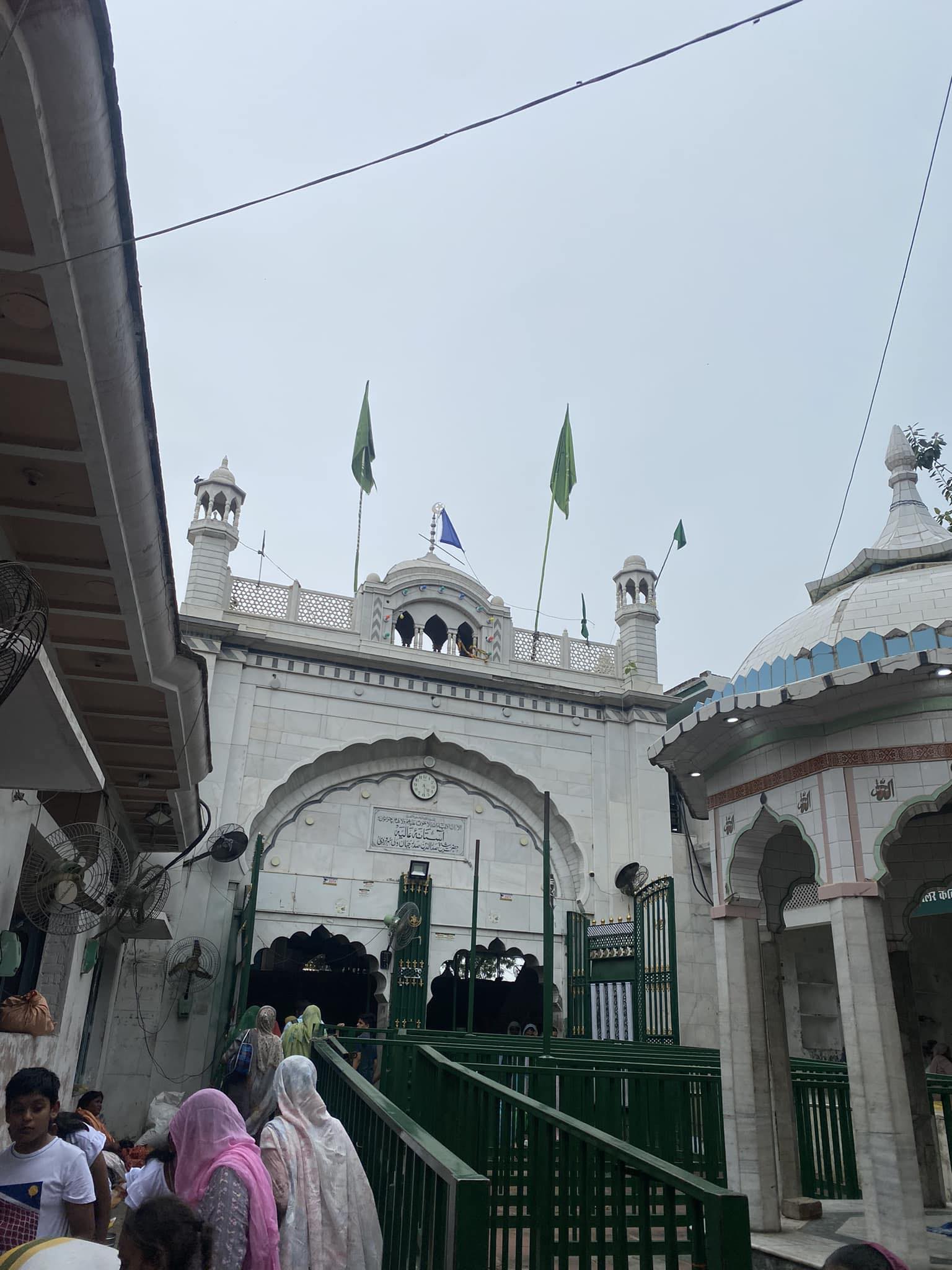 Darbar peer baba rode shah ji - Daata de deewane asi daata de | Facebook