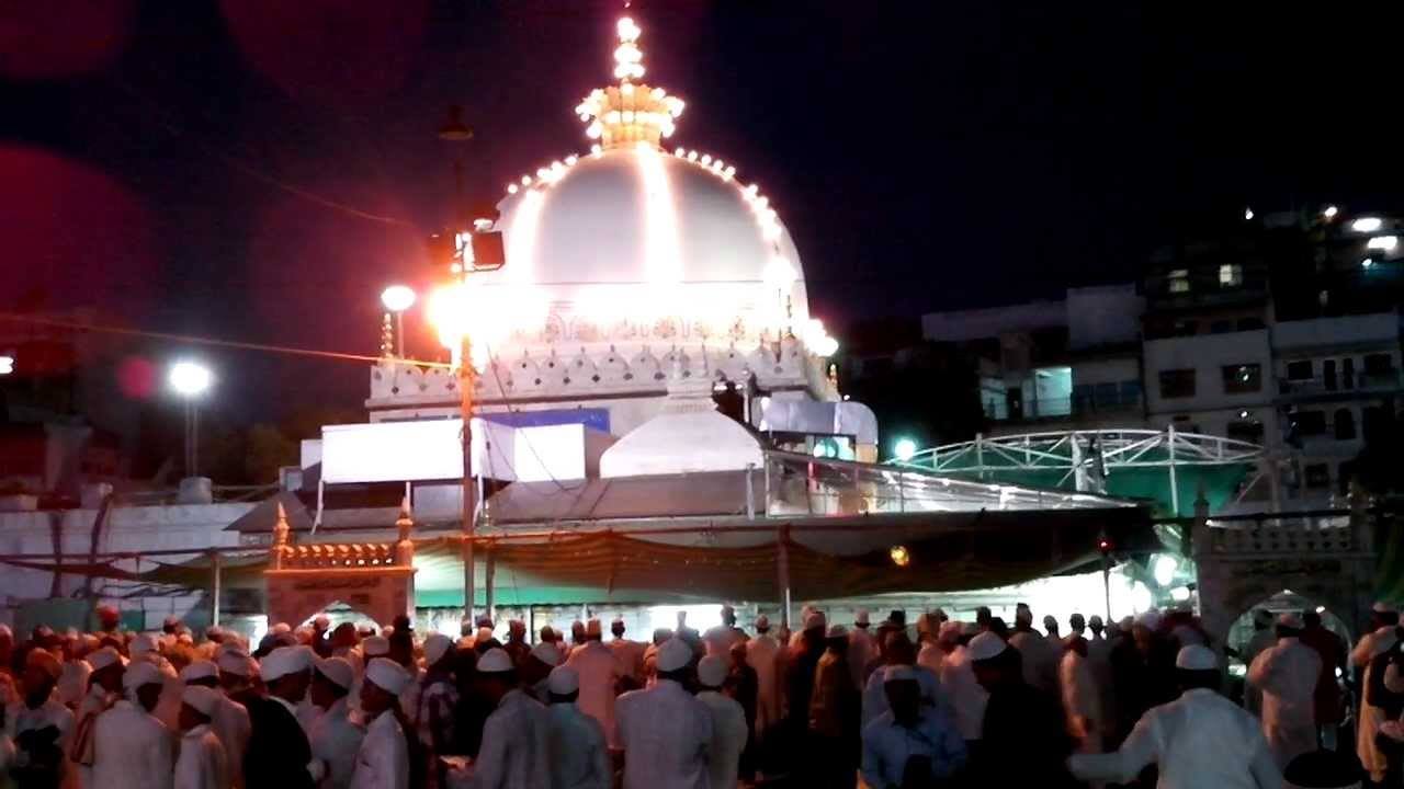 Hazrat Khwaja Nasiruddin Mahmood Roshan Chirag Dehlvi - R.A. added a ...