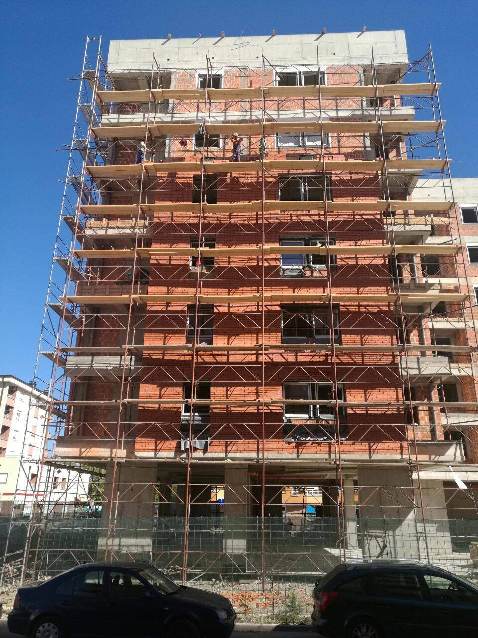 Postavljanje bravarije i zanatski... - Red Brick Gradnja doo | Facebook