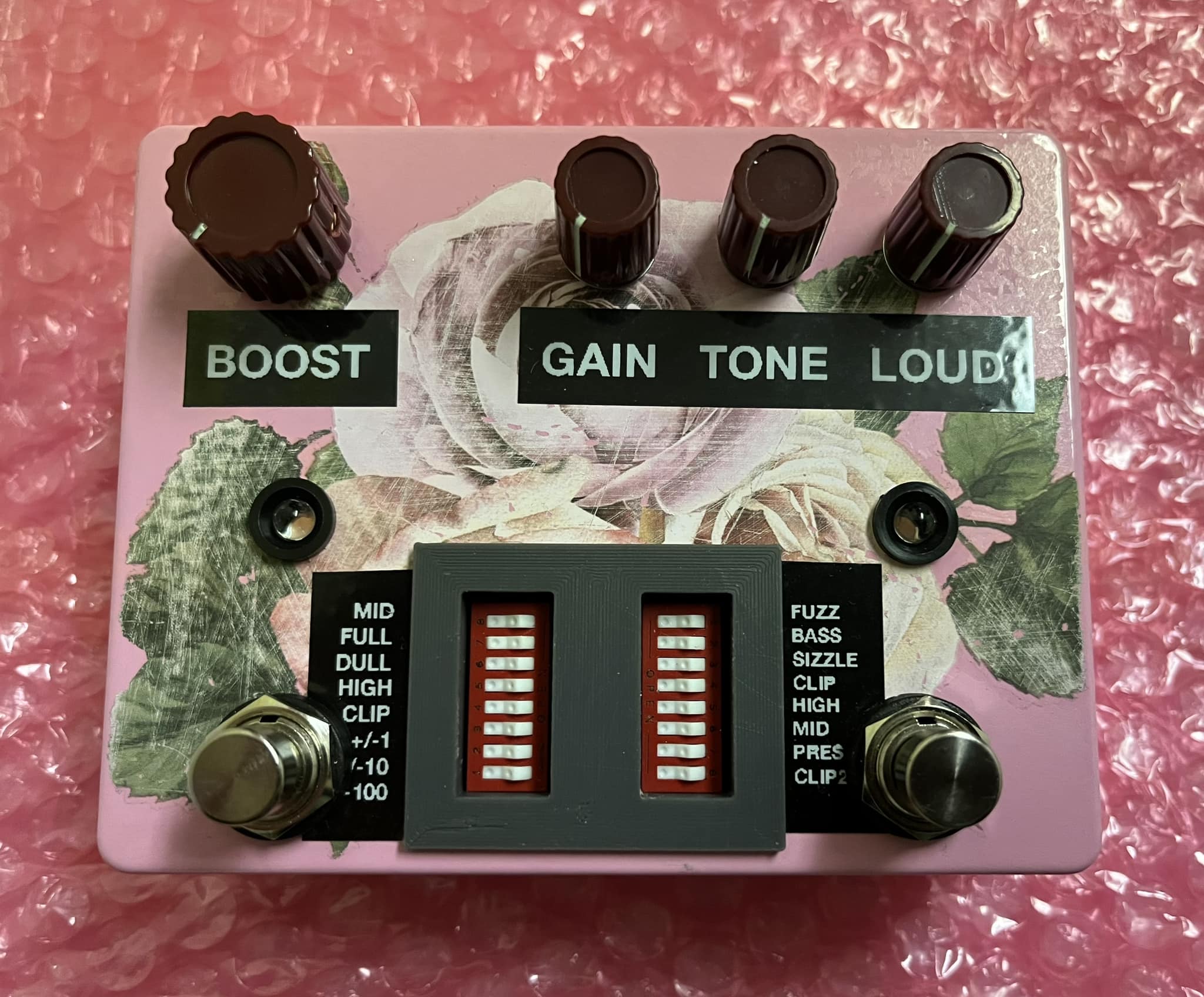 What is a Jen Super Double Sound Fuzz Wah pedal?