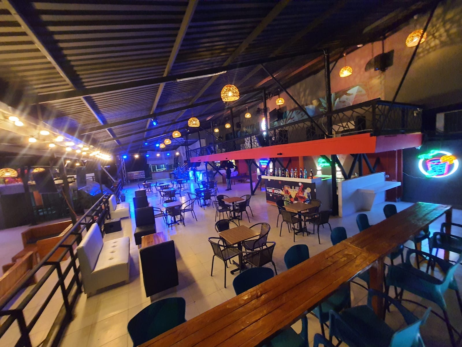 La Terraza Gastro Bar