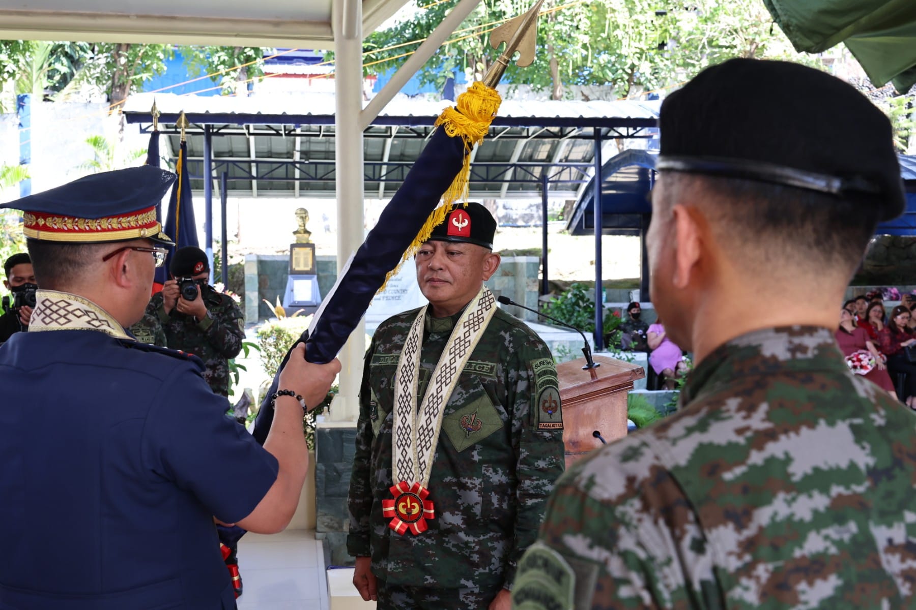 Philippine - PBGEN DIMAS ASSUMES COMMAND OF ELITE PNP FORCE PNP Chief ...