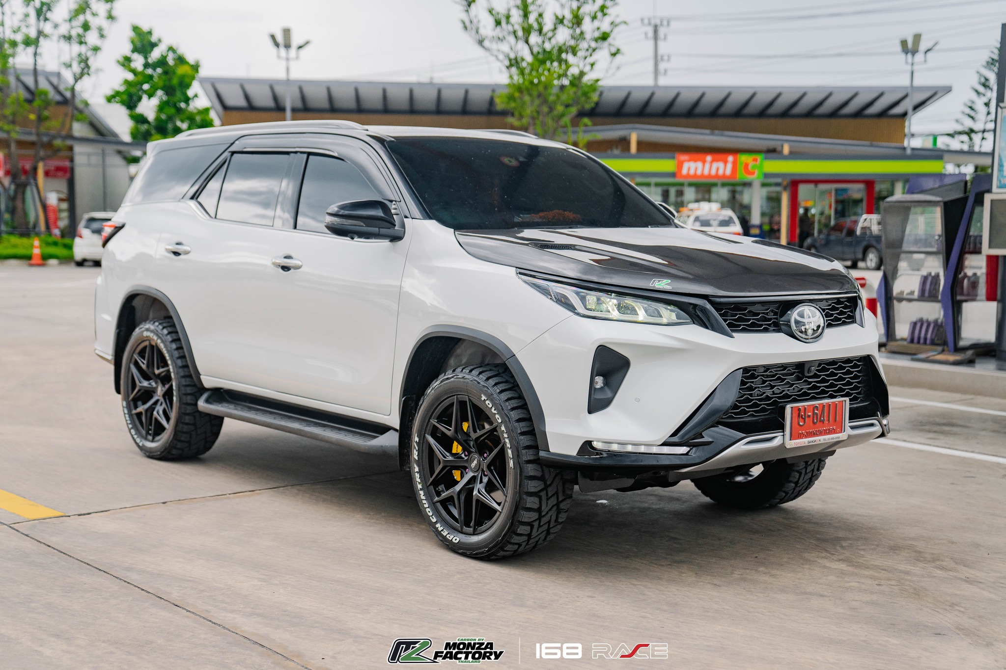 168 Race - TOYOTA FORTUNER 🟢 ฝาหน้า CARBON FORTUNER GR...