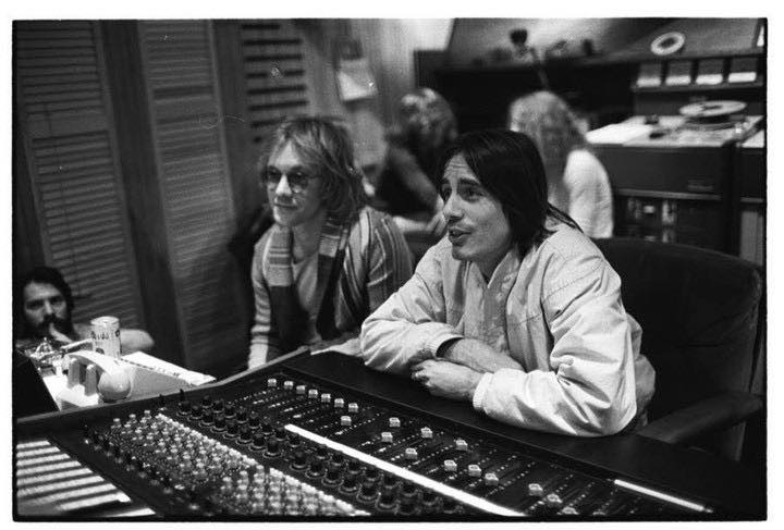 Jackson Browne and Warren Zevon back in the day having some fun