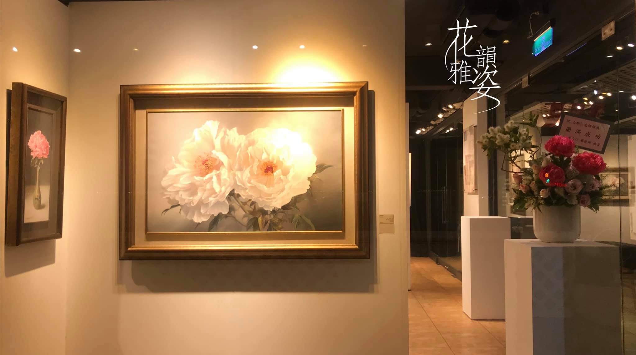 古雅仁 - 佈置完成，等待明天正式開始～ 這次的展覽呈現 近幾年我的油畫與水彩創作，... | Facebook