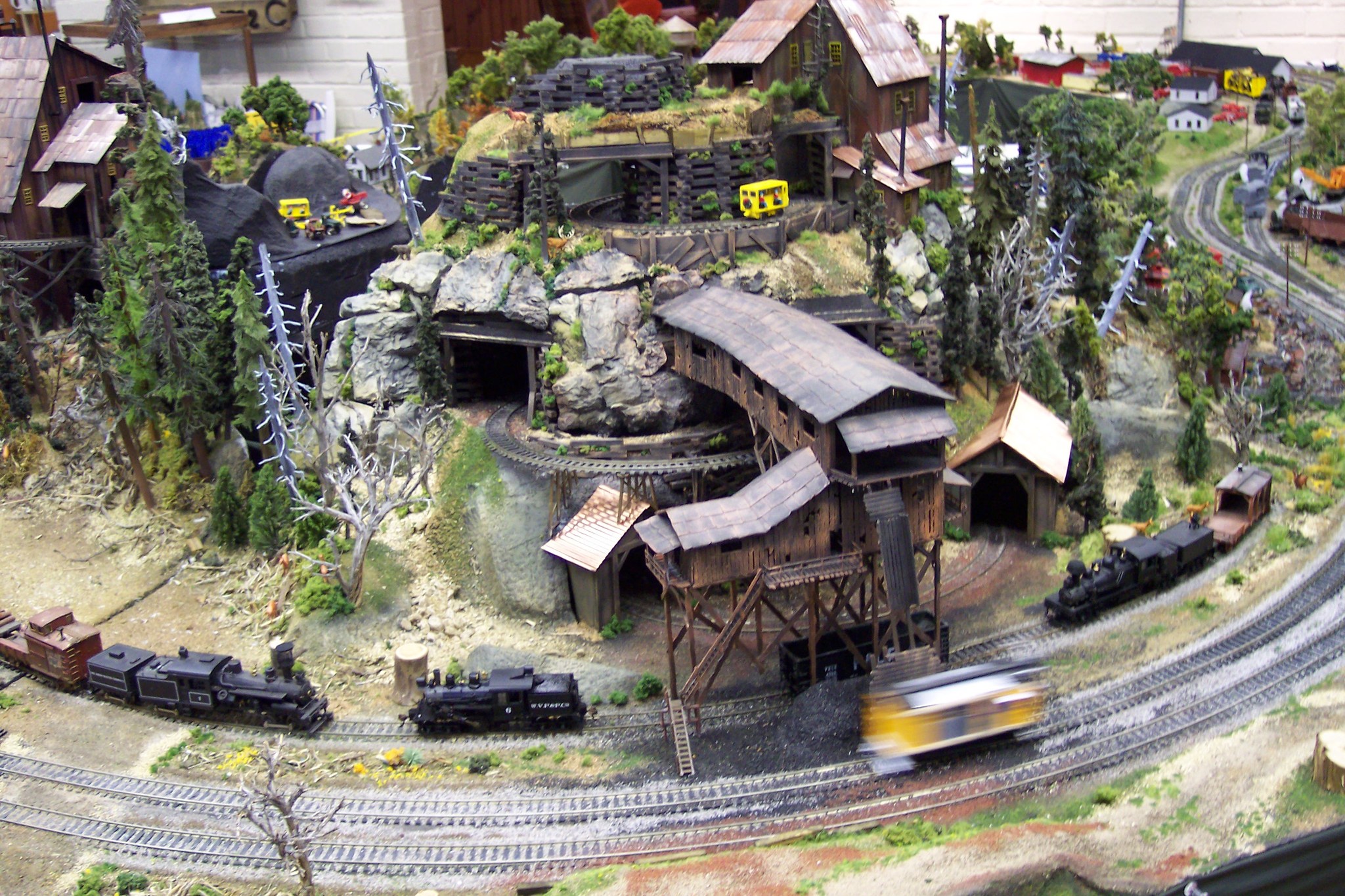 Fossil Rock Raiders Model Train Barn | Shade OH