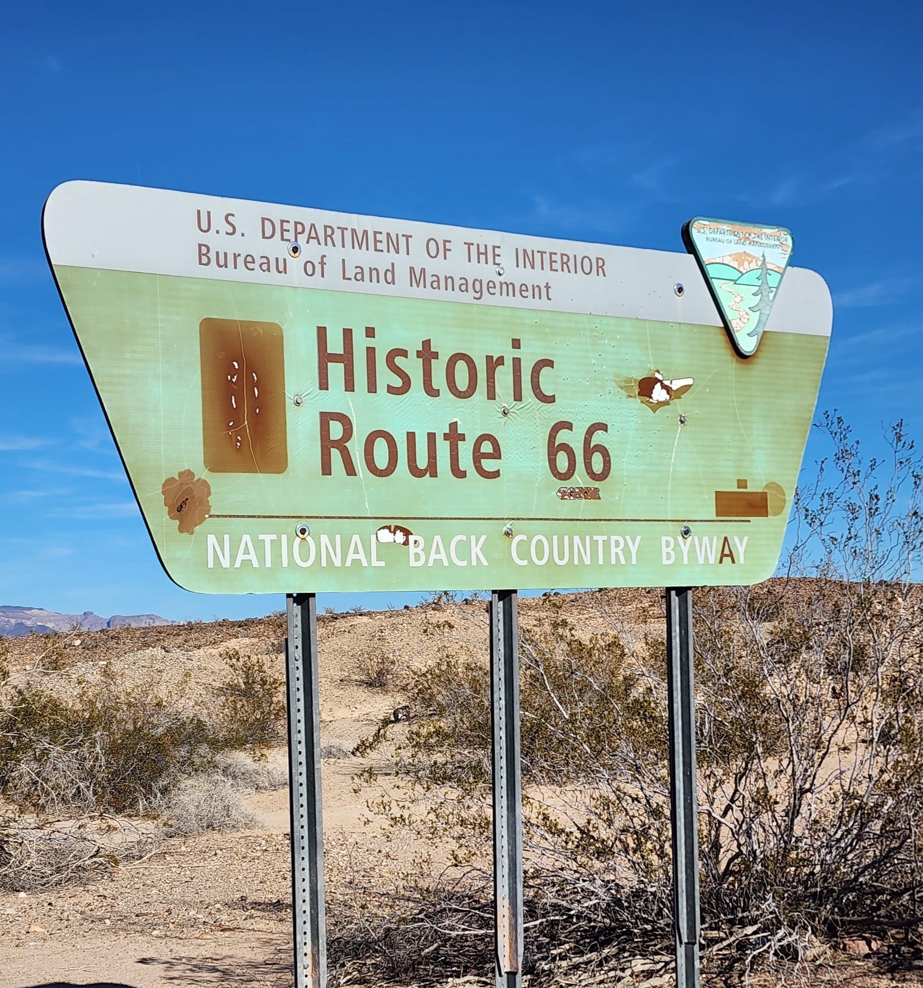 Vintage Arizona billboard on Route 66