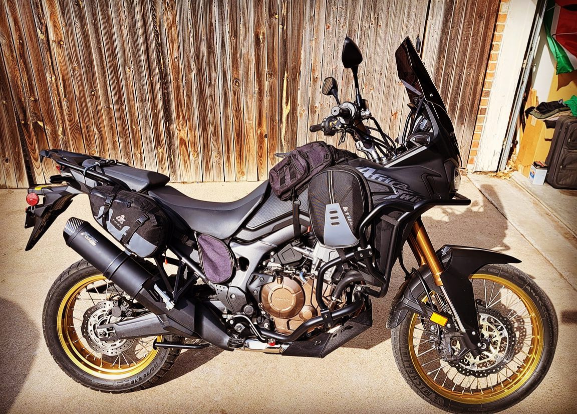 Another Honda Winner X upgraded with the Villain Carbon 370. Built